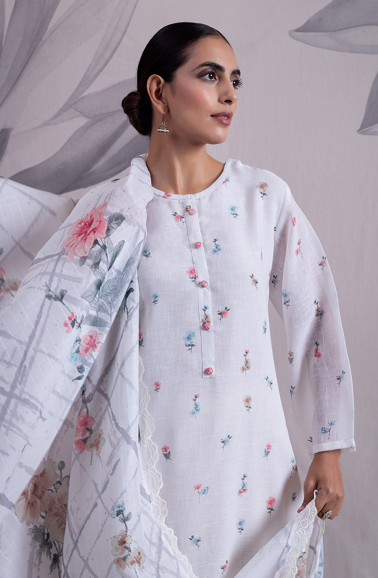 Cream Linen Exclusive Unstitched Salwar Kameez with Dupatta - MED2141