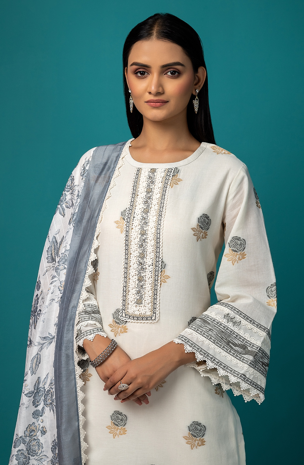 Off-white Cotton Jacquard Beautiful Lace Work Salwar Kameez - MES1888