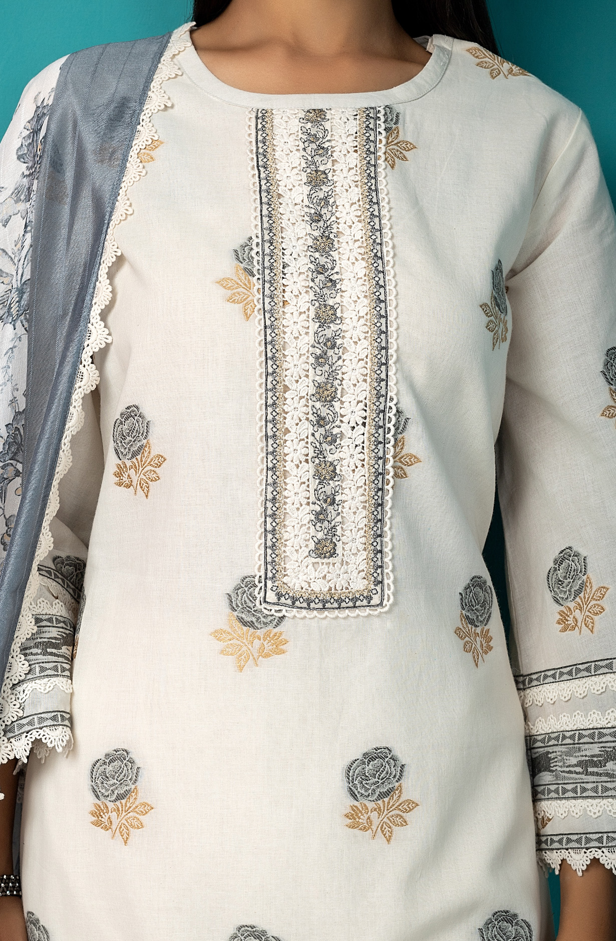 Off-white Cotton Jacquard Beautiful Lace Work Salwar Kameez - MES1888