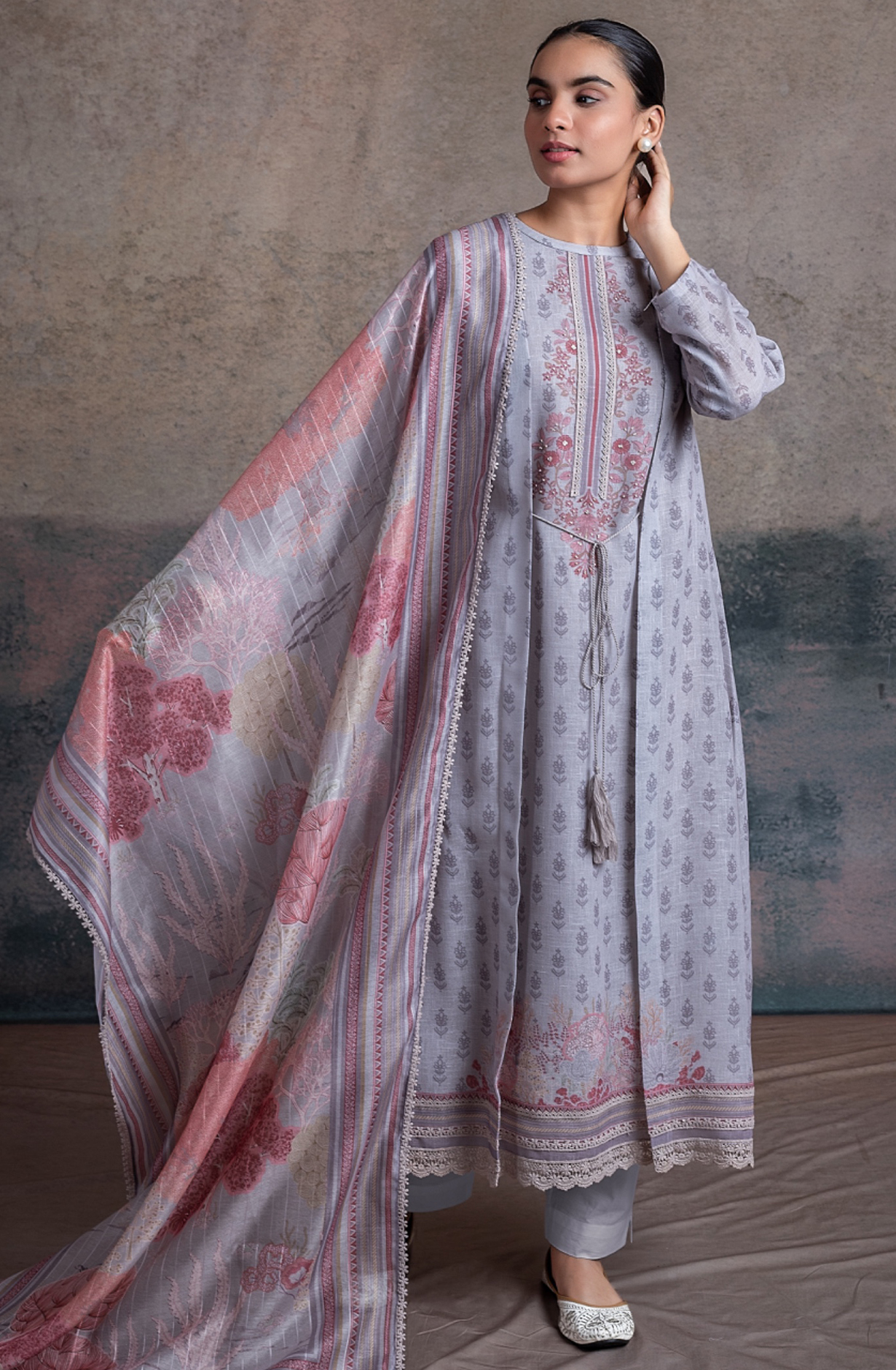 Grey Linen Digital Printed Suit with Dupatta - MIR2502C