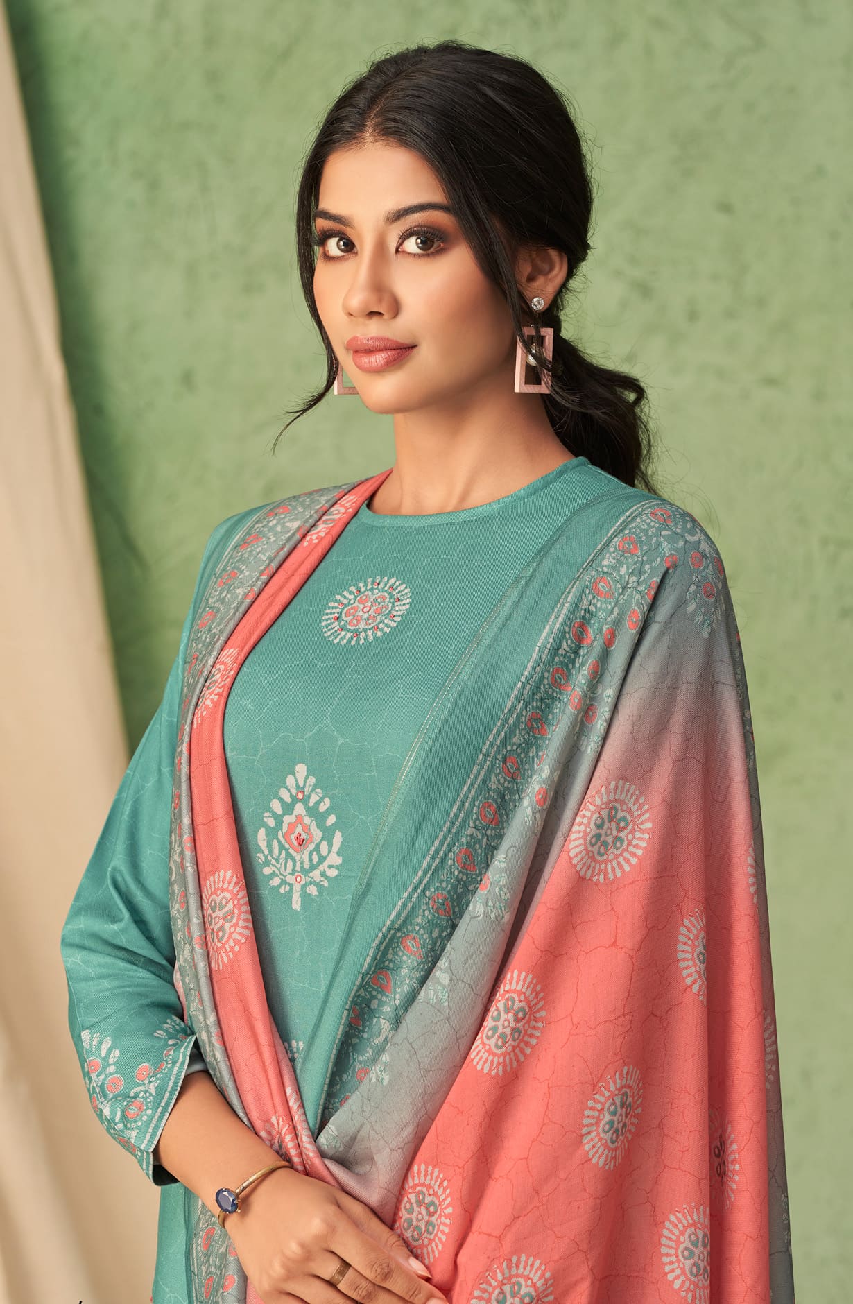 Sea Green Spun Winterwear Unstitched Salwar Suit-set -NAU8285