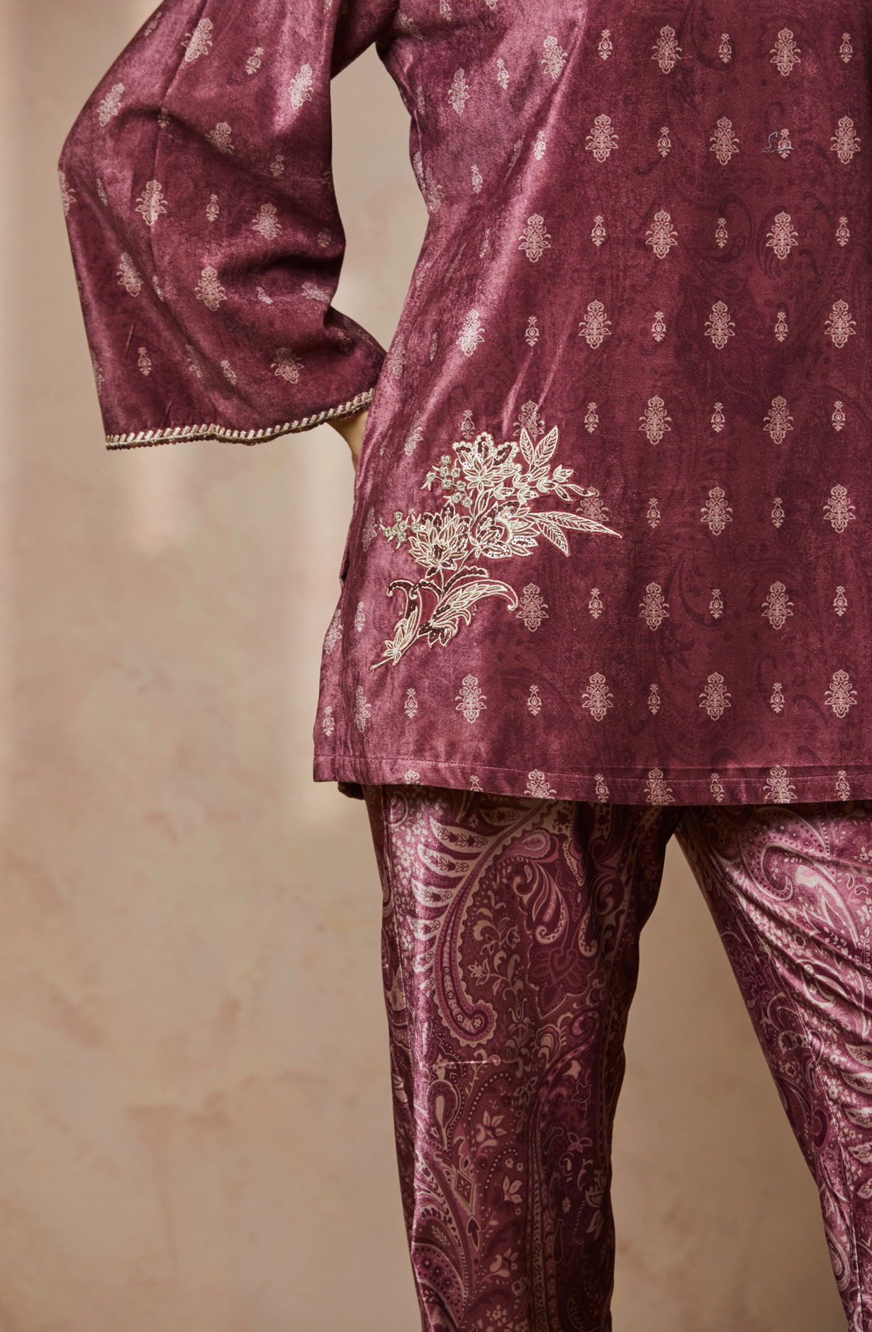 Mystic Paisley Mauve Velvet Co-ord Set - NCDS040A - Available Size L to XXL