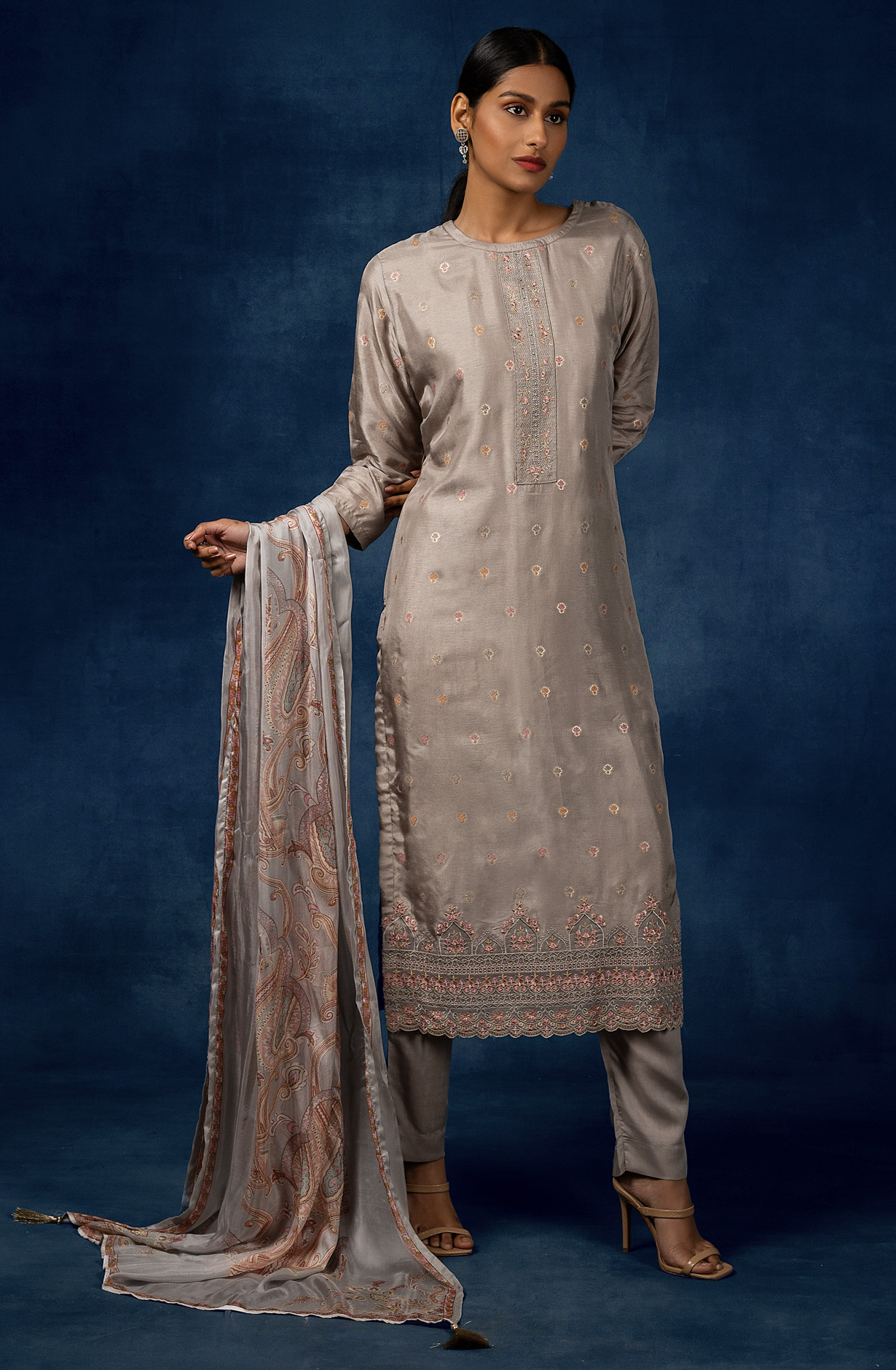 Grey Beautiful Silk Embroidered Suit-set with Muslin Dupatta - NOO1834B