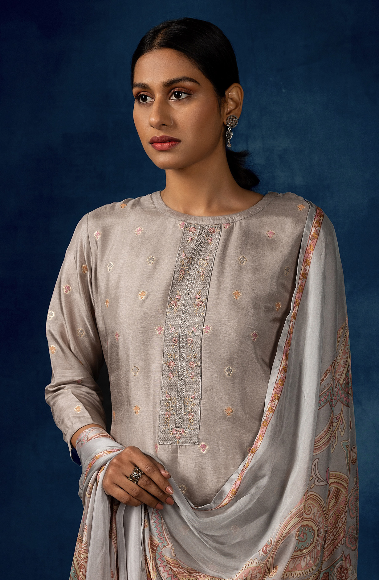 Grey Beautiful Silk Embroidered Suit-set with Muslin Dupatta - NOO1834B