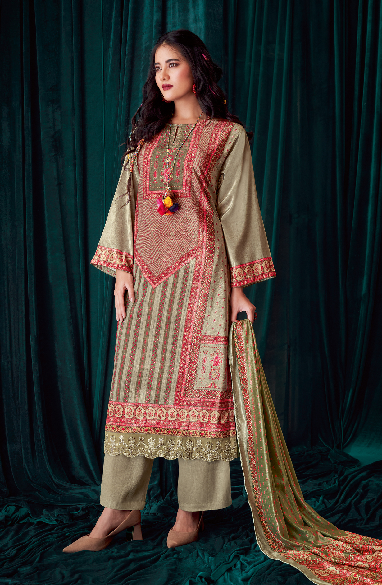 Pastel Green Beautiful Velvet Unstitched Salwar Suit - NOO312