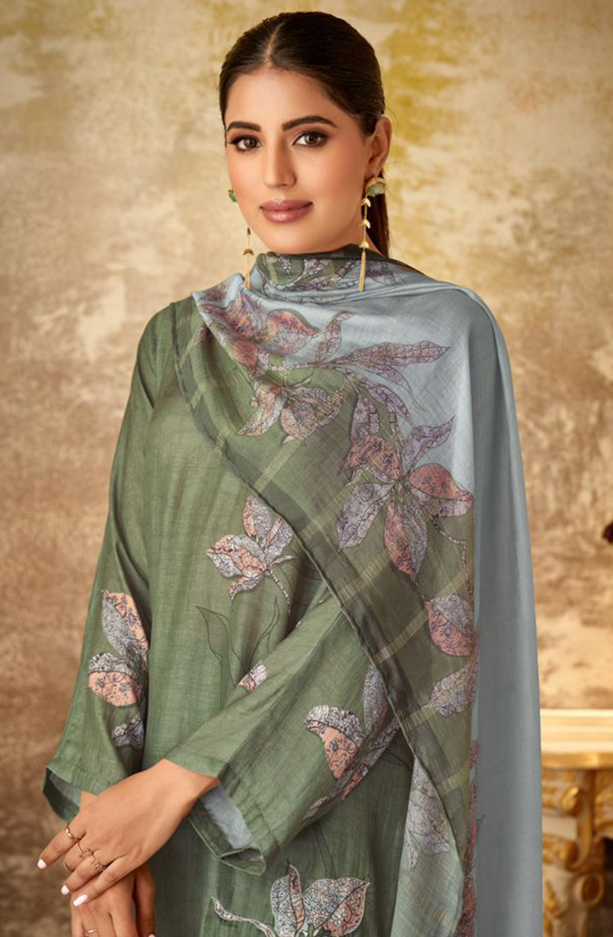 Green Muslin Silk Digital Printed Suit with Linen Dupatta - PAN451