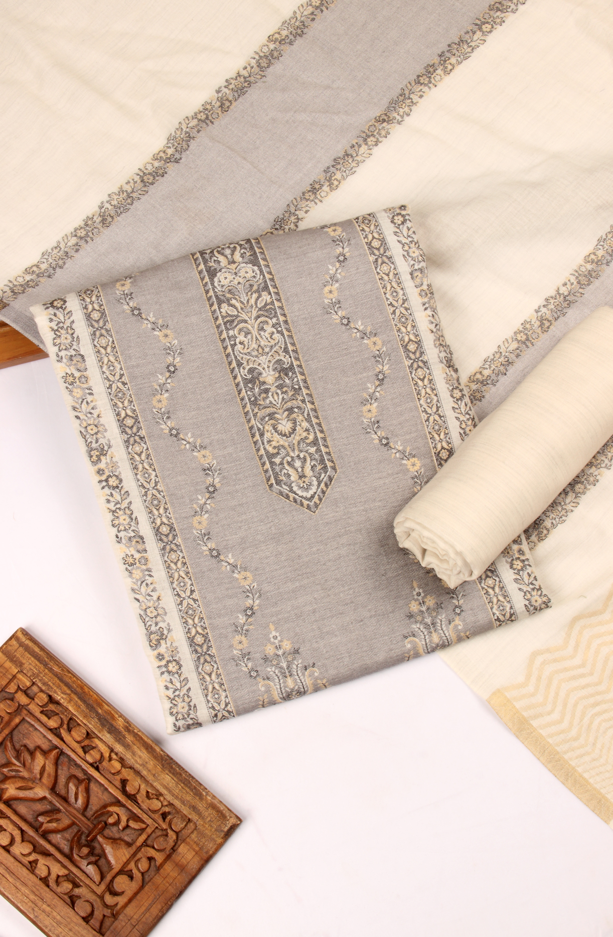 Off-white Pure Pashmina Unstitched Salwar Kameez with Stole Dupatta - PAS2028B