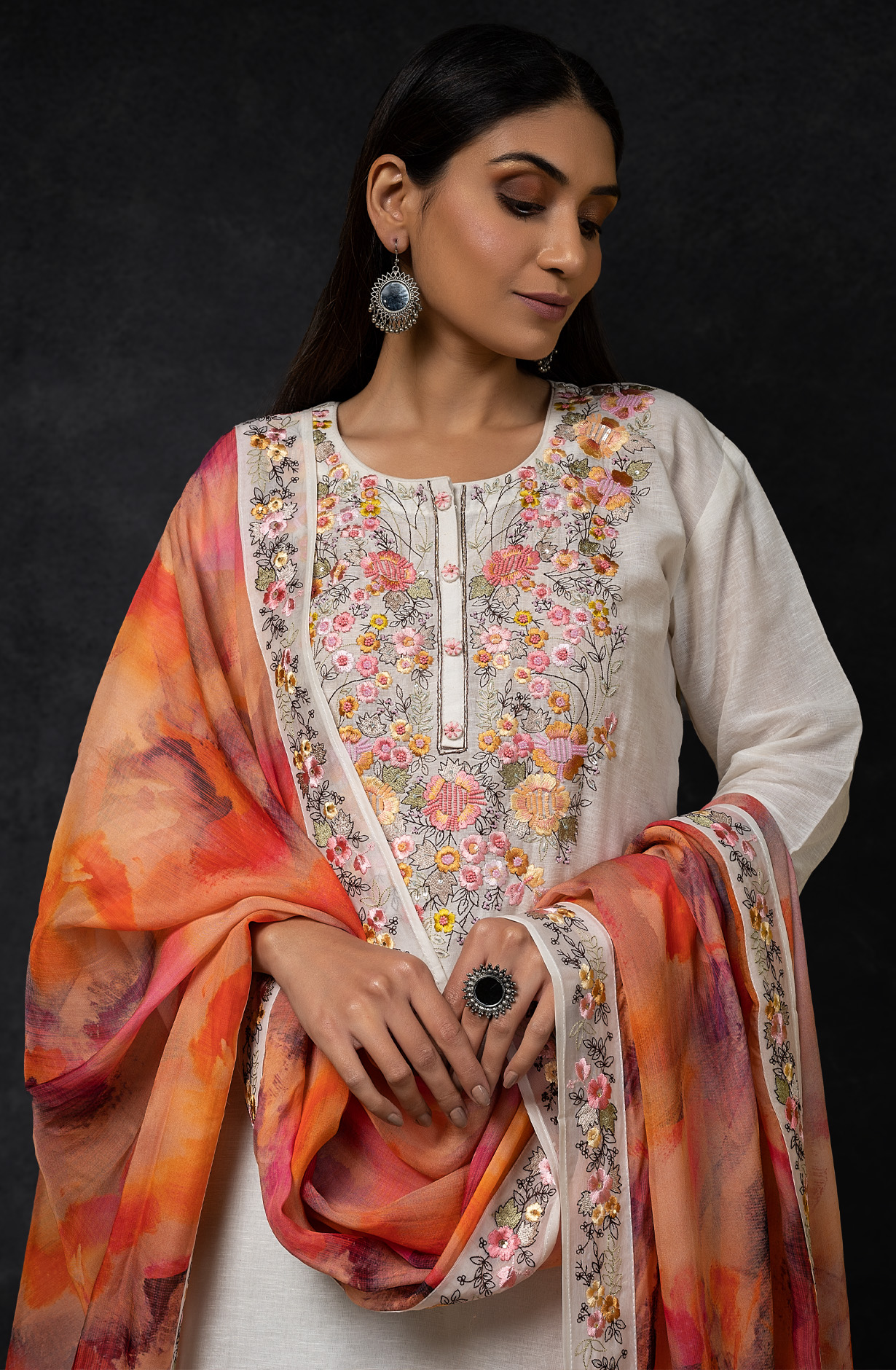 Cream Linen Exclusive Embroidered Suit with Organza Dupatta - R157-SPR1382