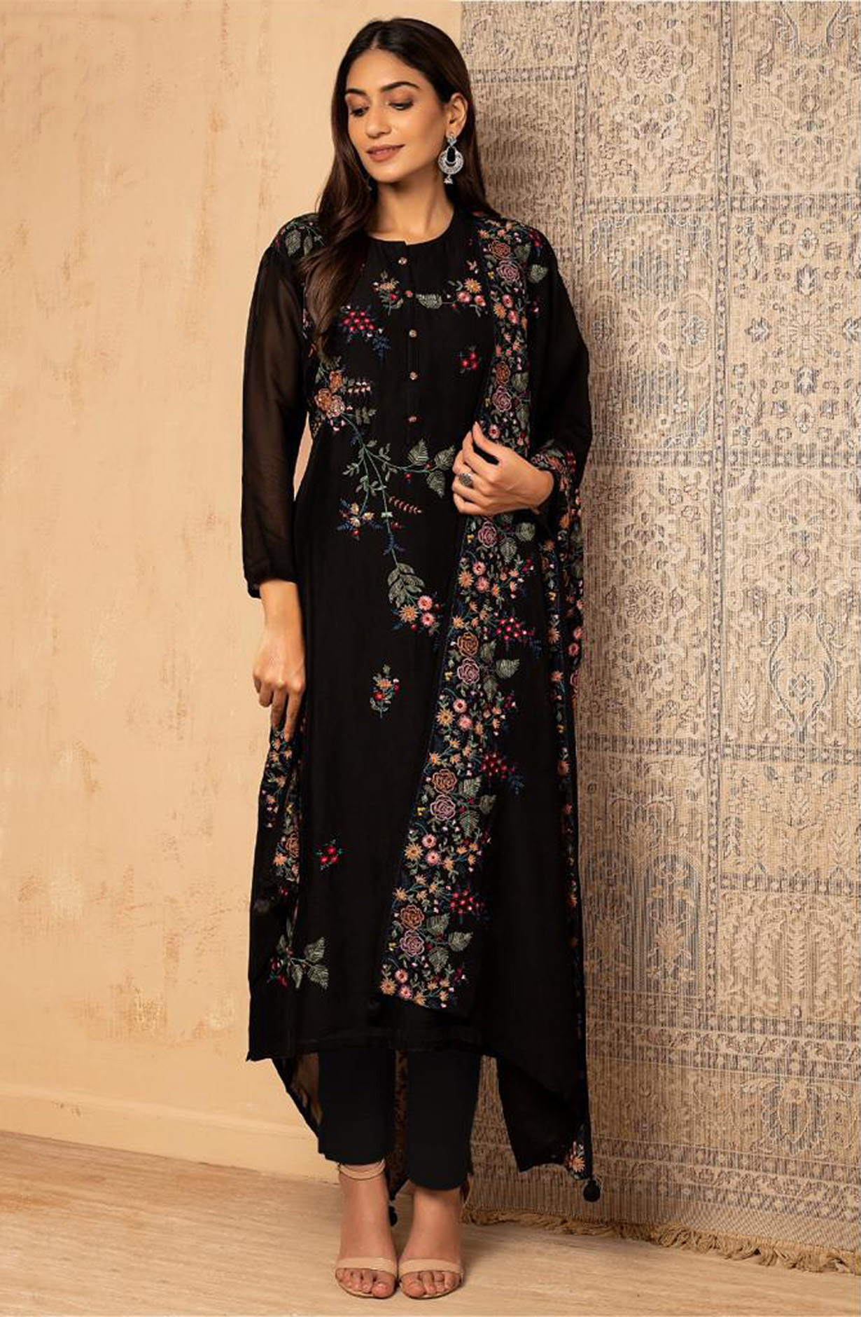 Black Beautiful Organza Festive Wear Salwar Suit - R157-SPR1526