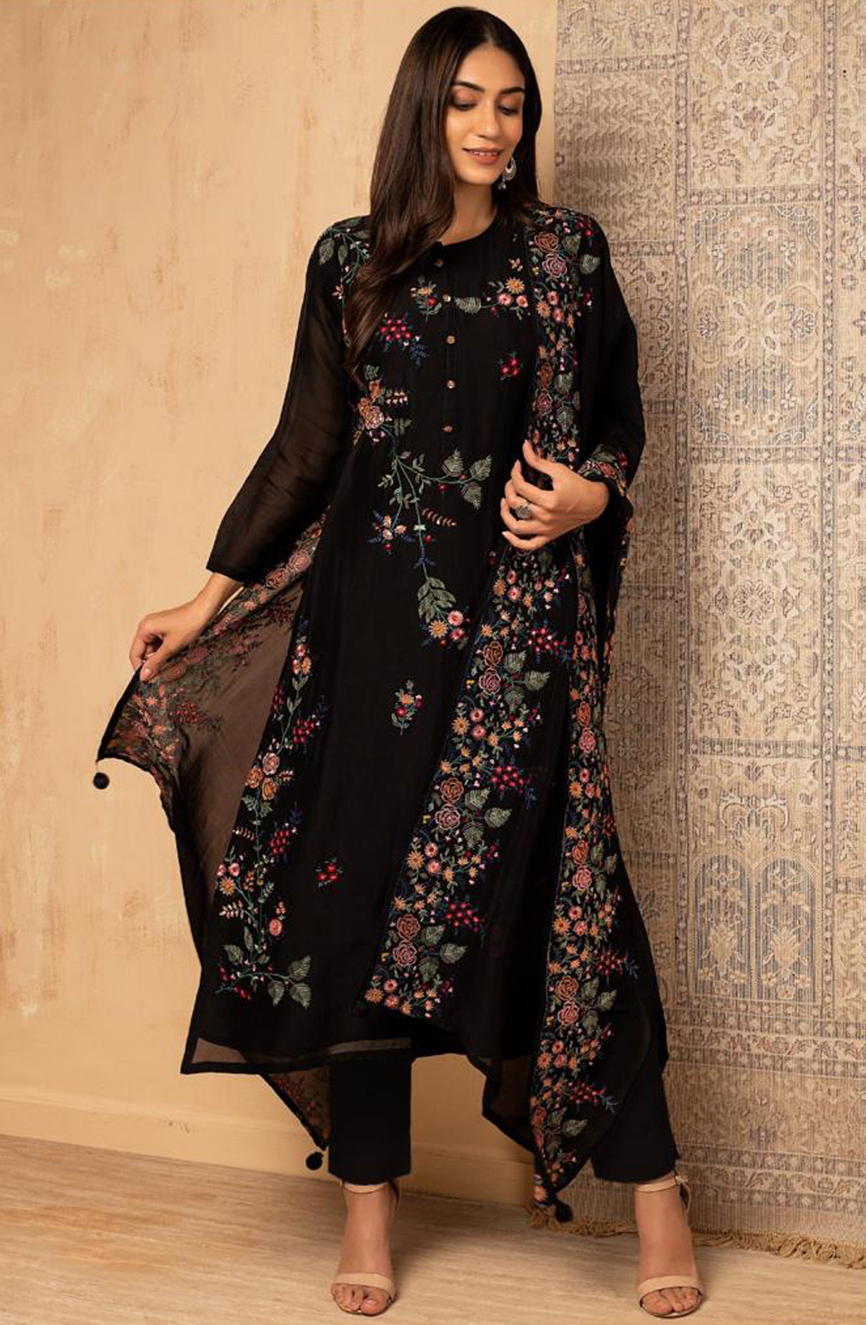 Black Beautiful Organza Festive Wear Salwar Suit - R157-SPR1526