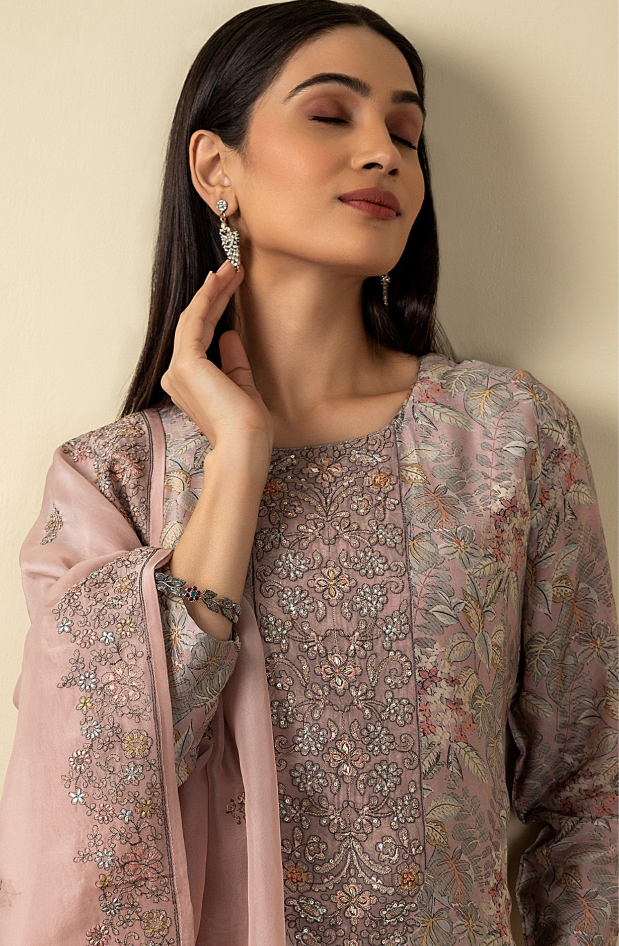 Peach Muslin Festive Wear Salwar Suit with Organza Dupatta - R157-SPR1527
