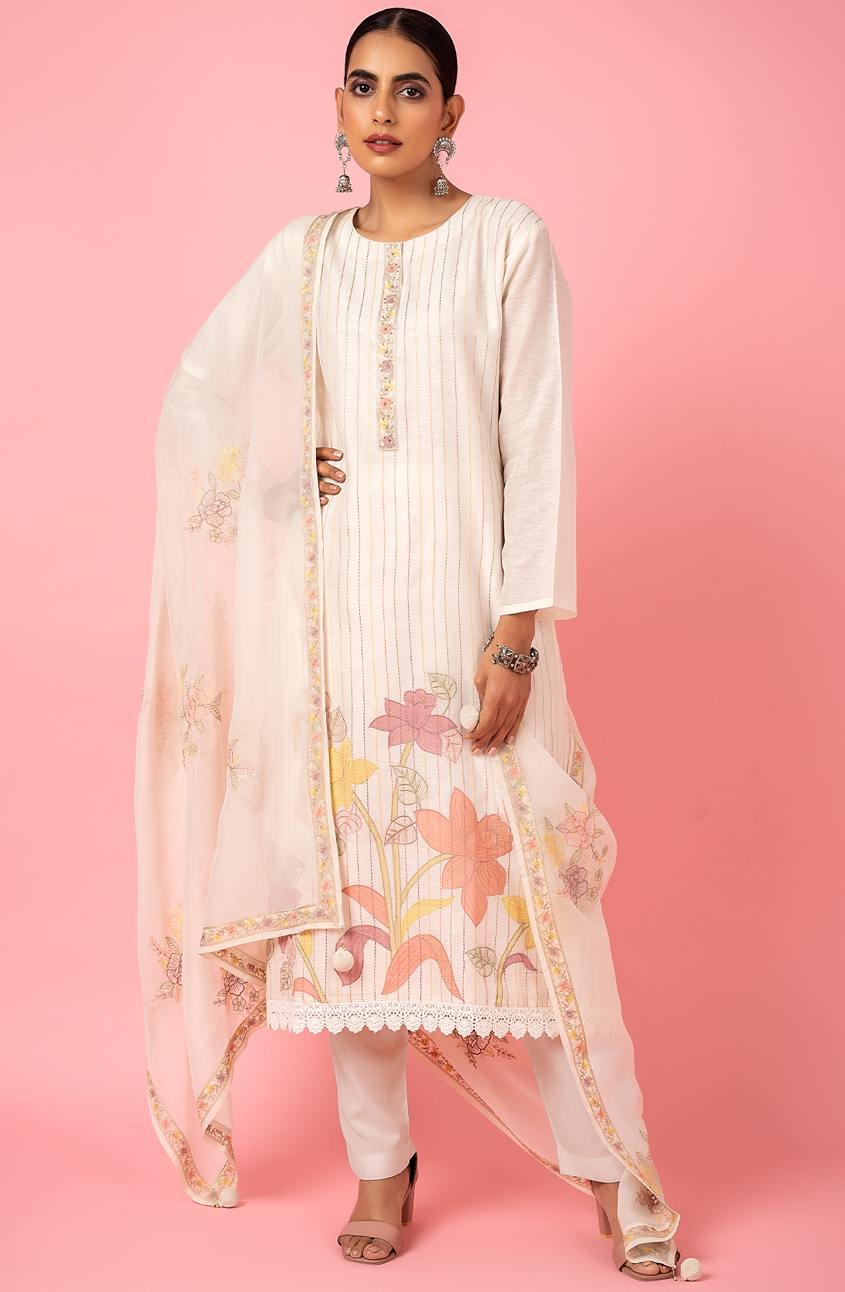 Off-white Linen Suit with Beautiful Organza Dupatta - R157-SPR1774A