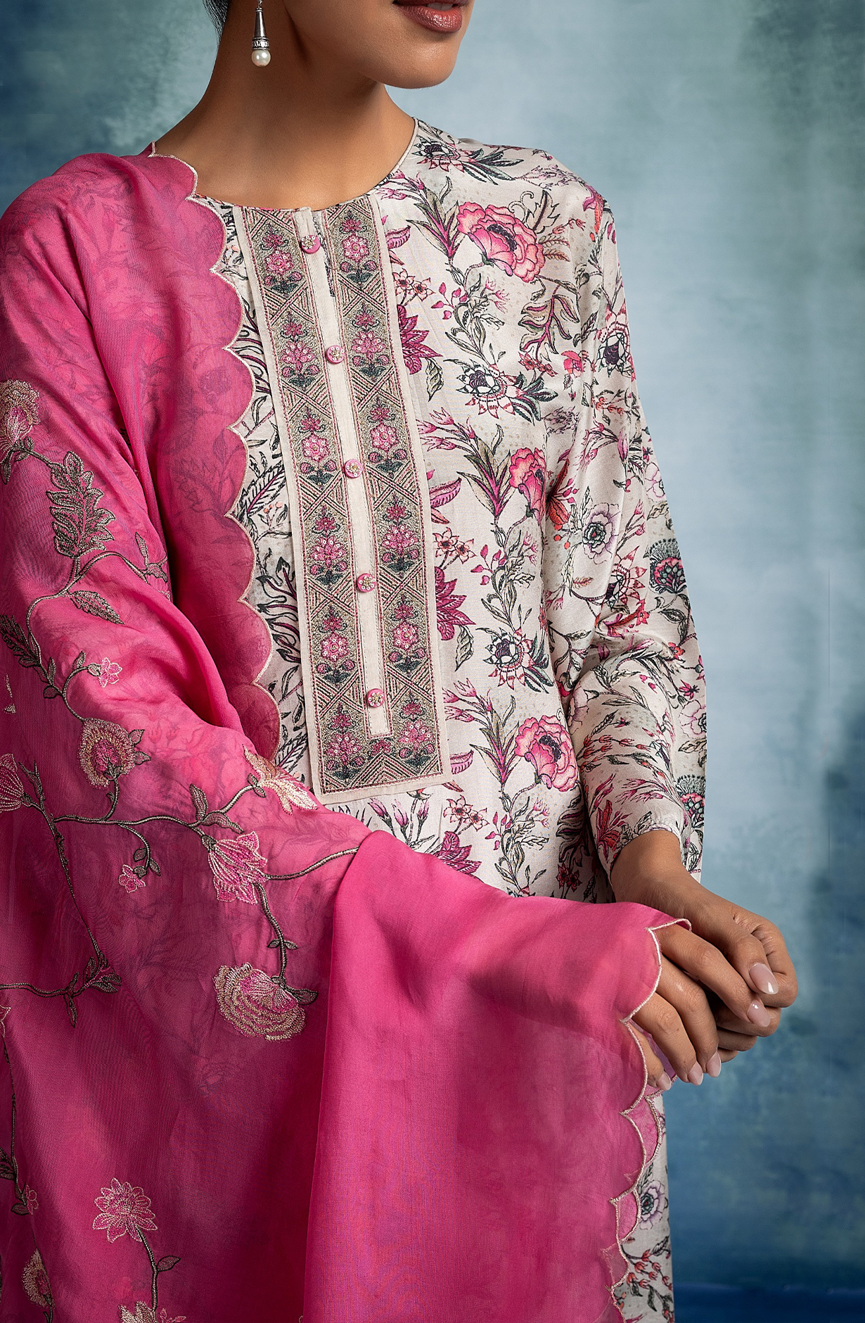 Beige Beautiful Muslin Festive Salwar Suit with Organza Dupatta - R157-SPR1933