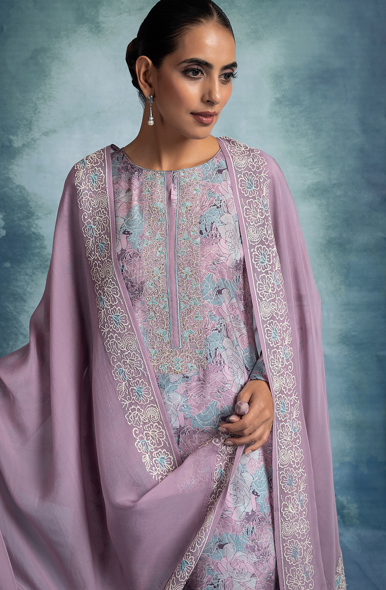 Mauve Beautiful Muslin Festive Salwar Suit with Organza Dupatta - R157-SPR1935A