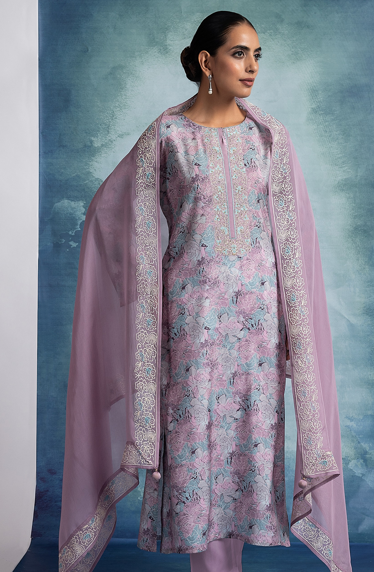 Mauve Beautiful Muslin Festive Salwar Suit with Organza Dupatta - R157-SPR1935A