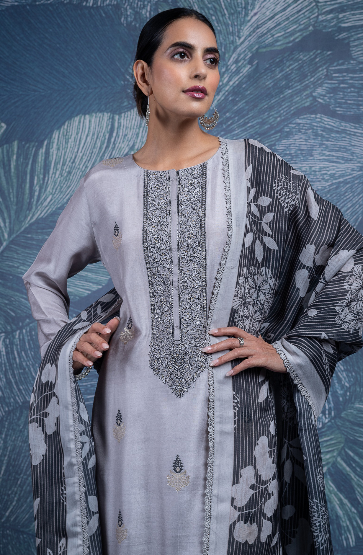 Grey Muslin Embroidered Suit with Organza Dupatta - R157-SPR2239