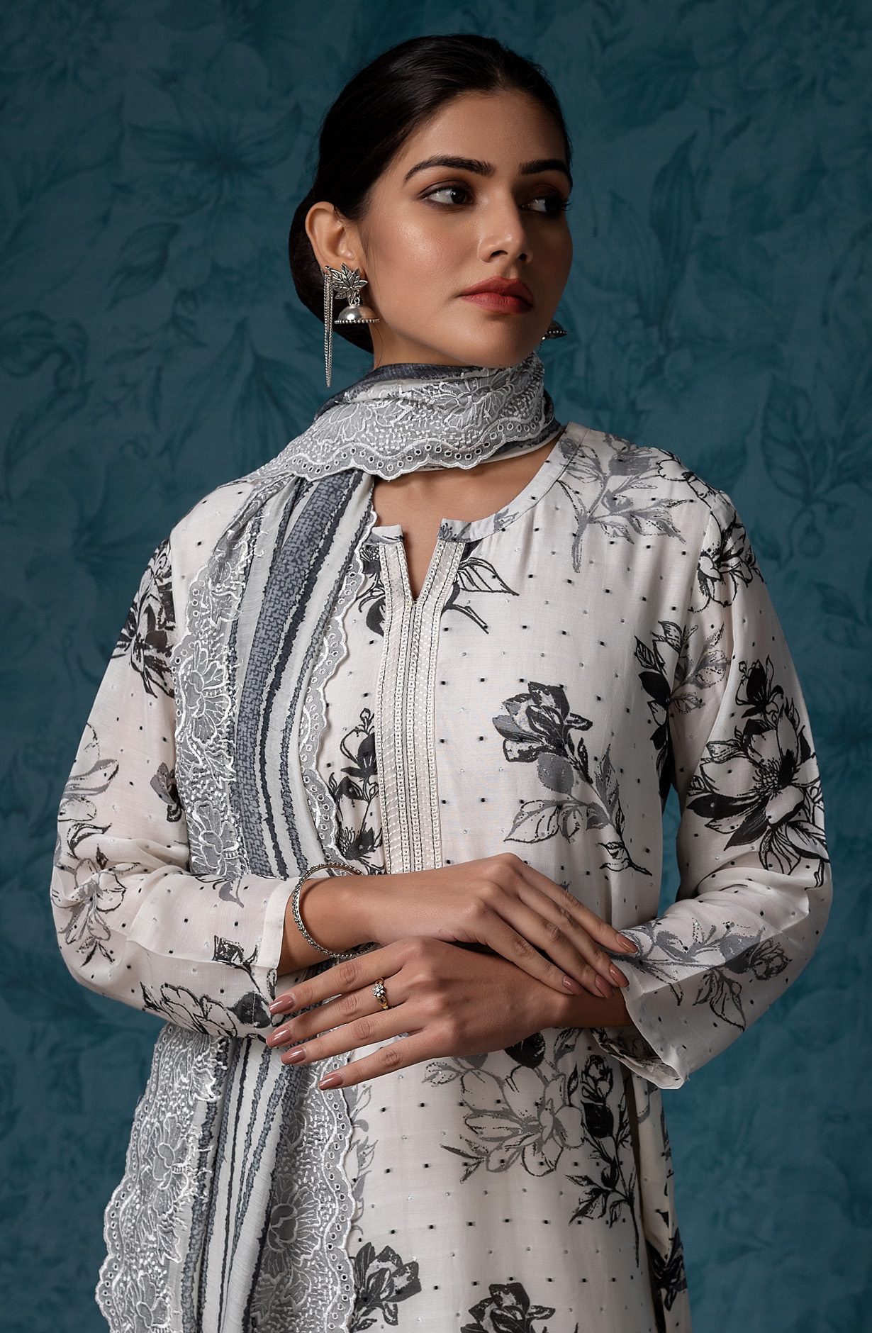 Black and White Muslin Dobby with Digital Print Suit-set - RAN1840A