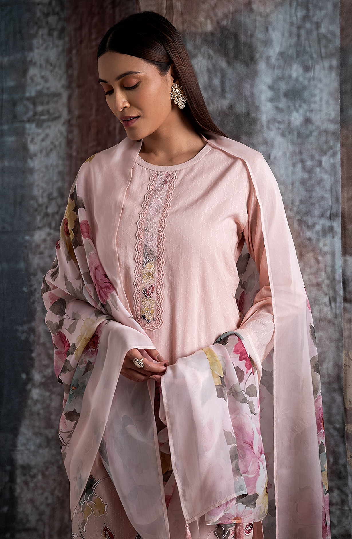 Peach Cotton Jacquard Salwar Kameez with Beautiful Organza Dupatta - RAN2172C