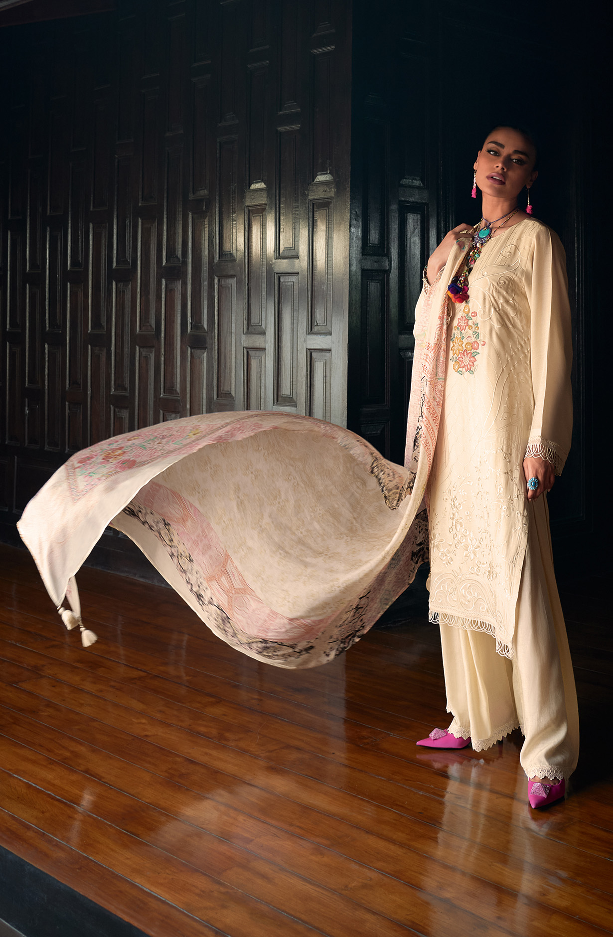 Cream Designer Muslin Silk Embroidered Salwar Kameez - RANJ04