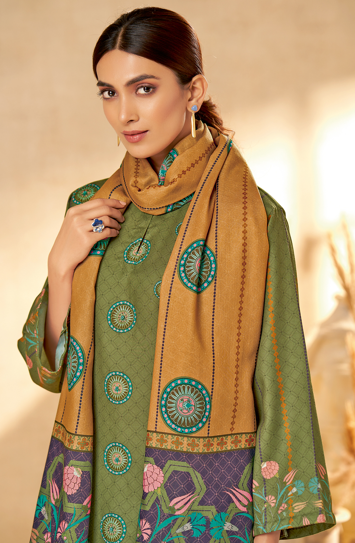 Green Pashmina Unstitched Printed Salwar Kameez - REYH624