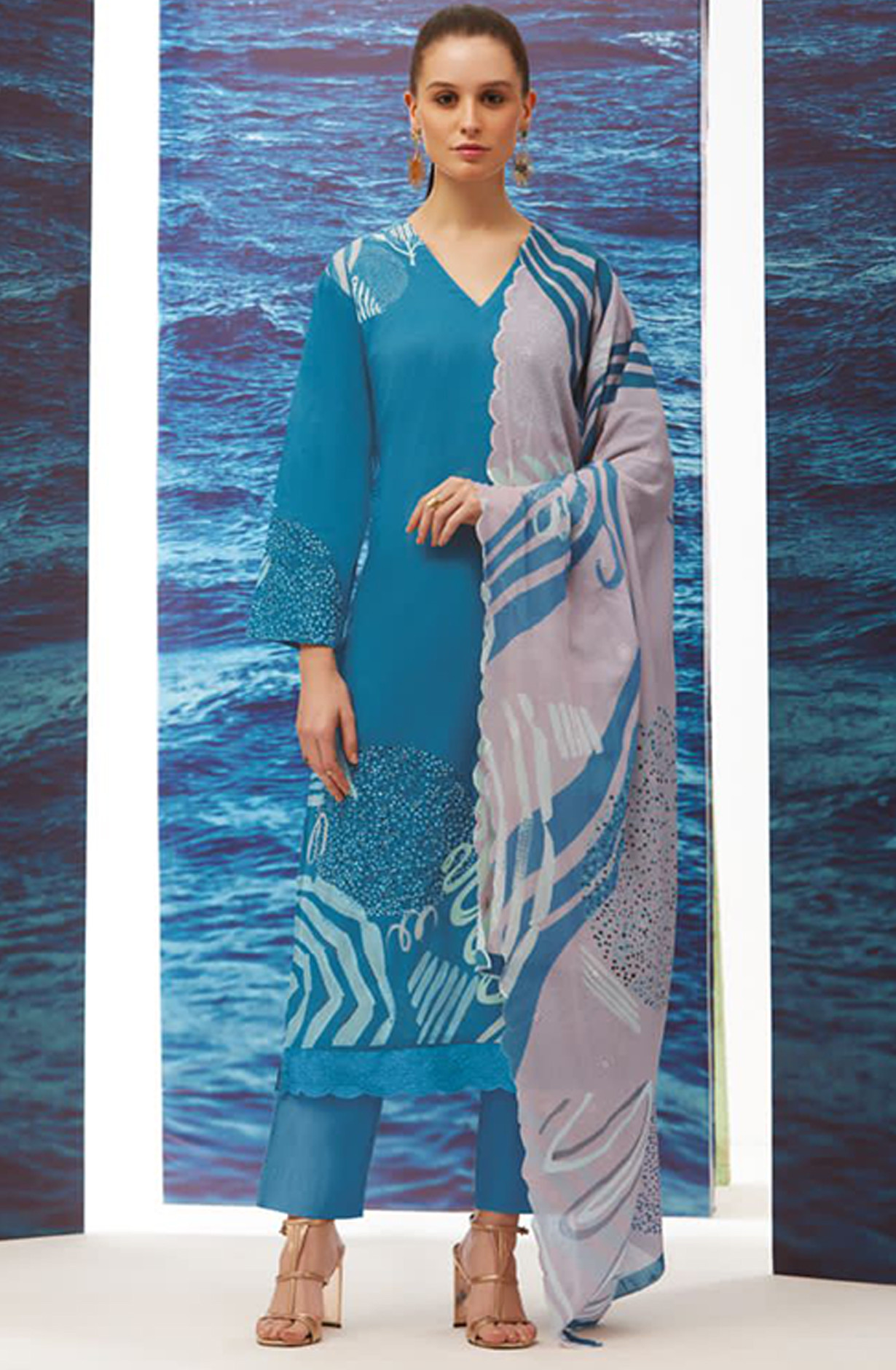 Blue Cotton lawn Digital Printed Suit Set - RHE224