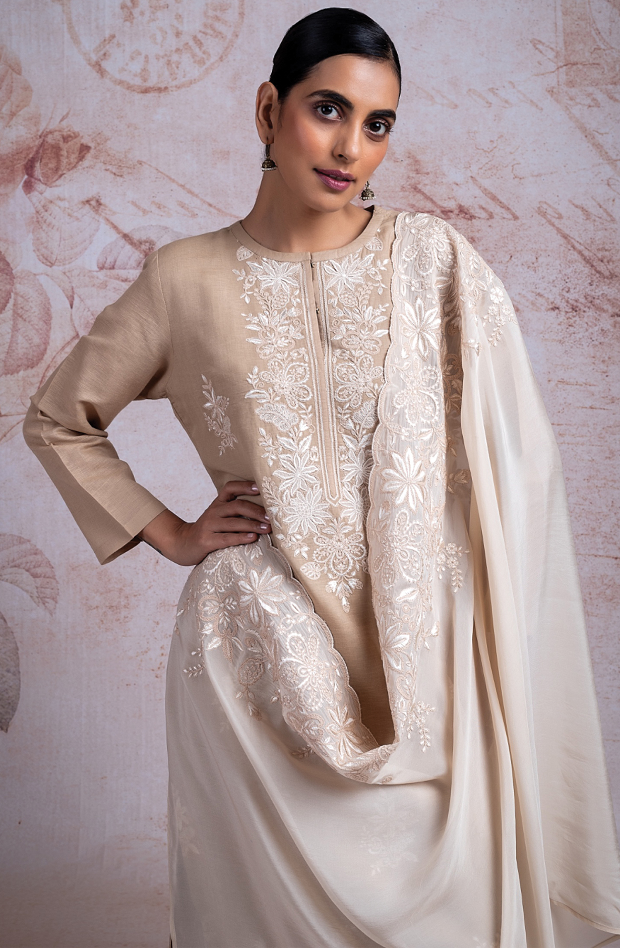 Brown Pure Linen Suit Set with Organza Dupatta -ROV2442