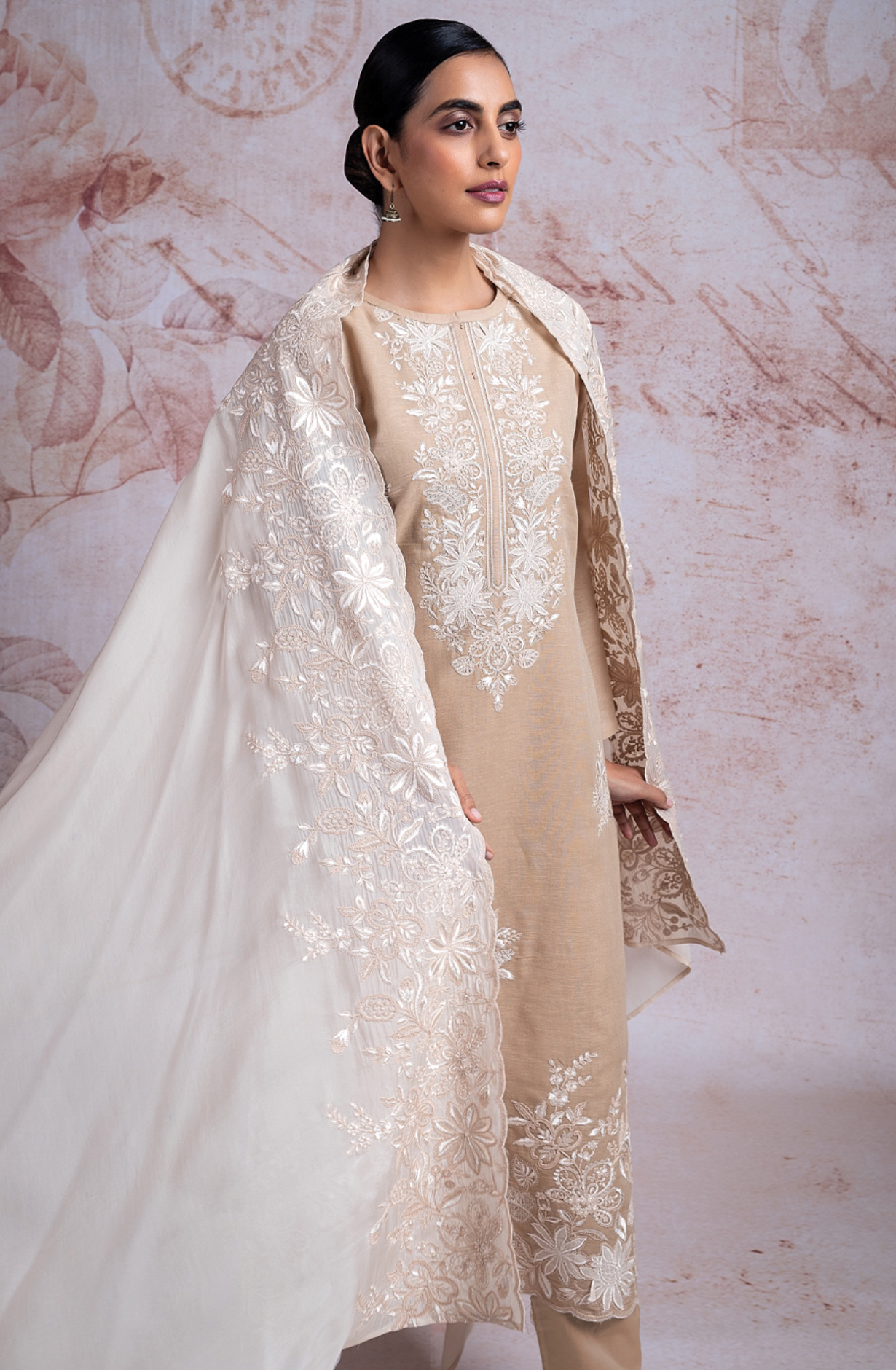 Brown Pure Linen Suit Set with Organza Dupatta -ROV2442