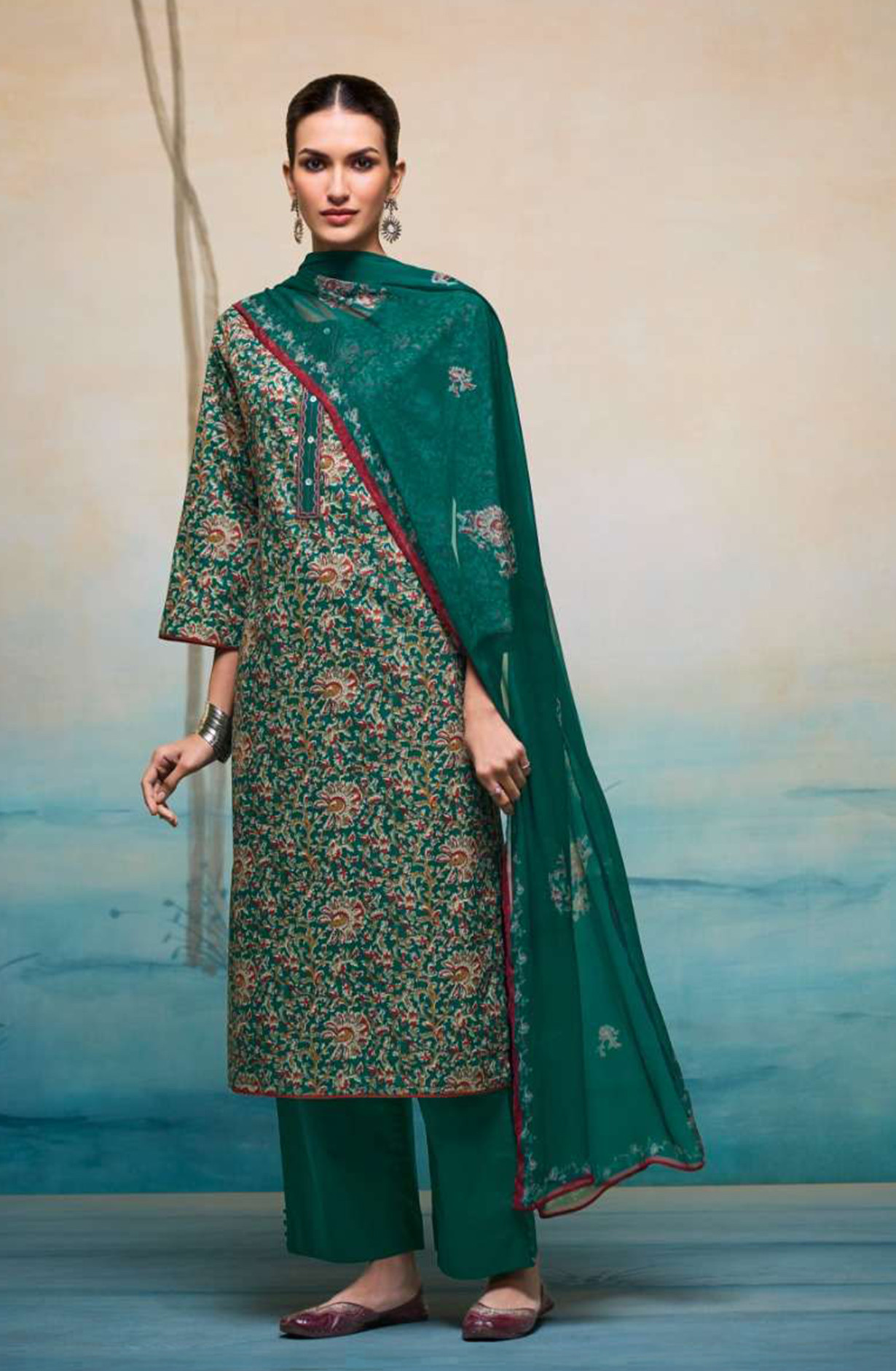 Green Premium cotton Unstitched Suit Set with Beautiful Dupatta - RUBS4581C
