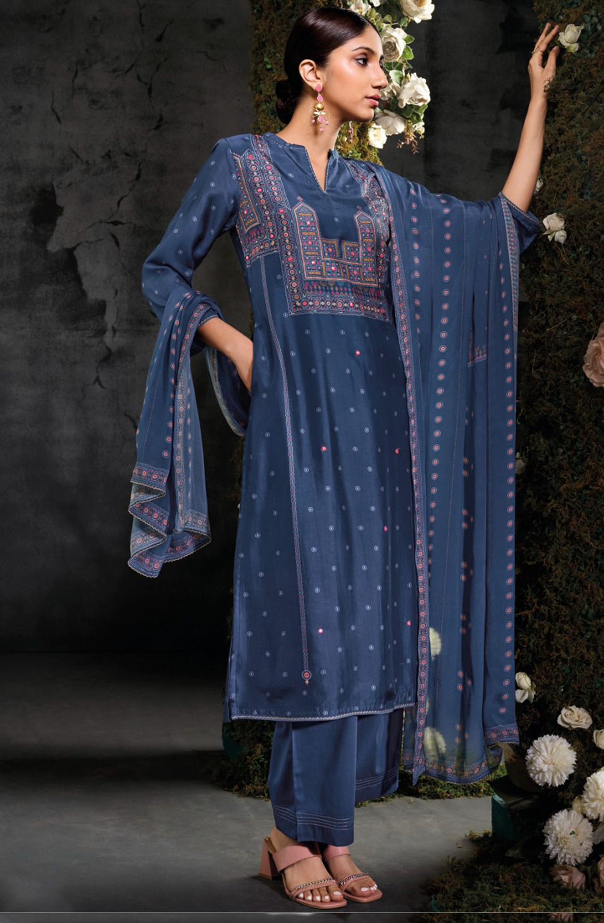 Russian Silk Beautiful Handwork Suit Set- ALAS2916A