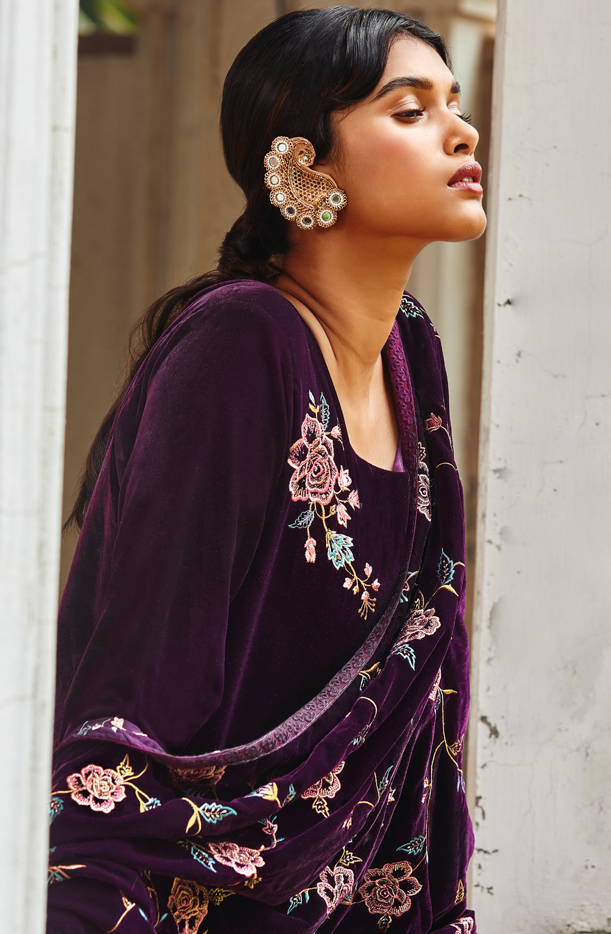 Purple Luxe Velvet Designer Embroidered Salwar Kameez - SAMC1575