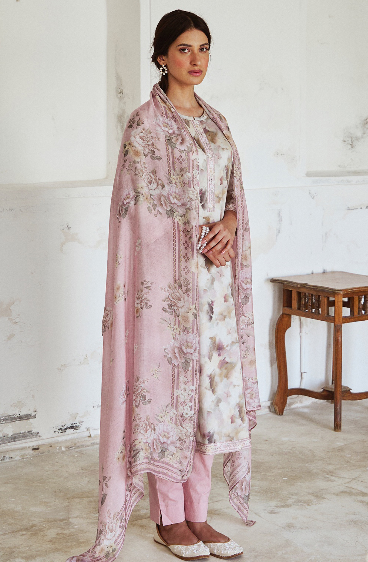 Pink Cotton Suit set with Digital Print with Muslin Dupatta - SAR2207A