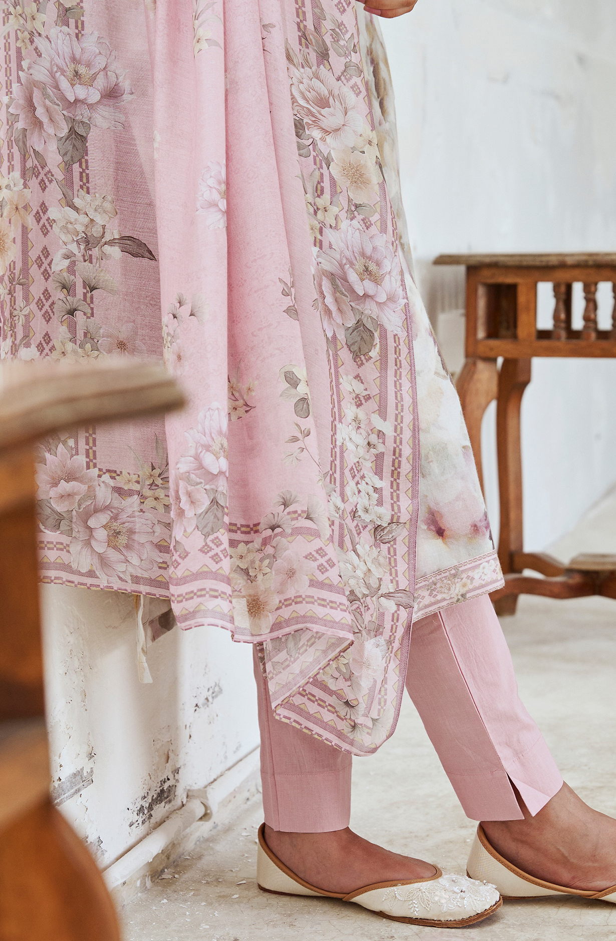 Pink Cotton Suit set with Digital Print with Muslin Dupatta - SAR2207A