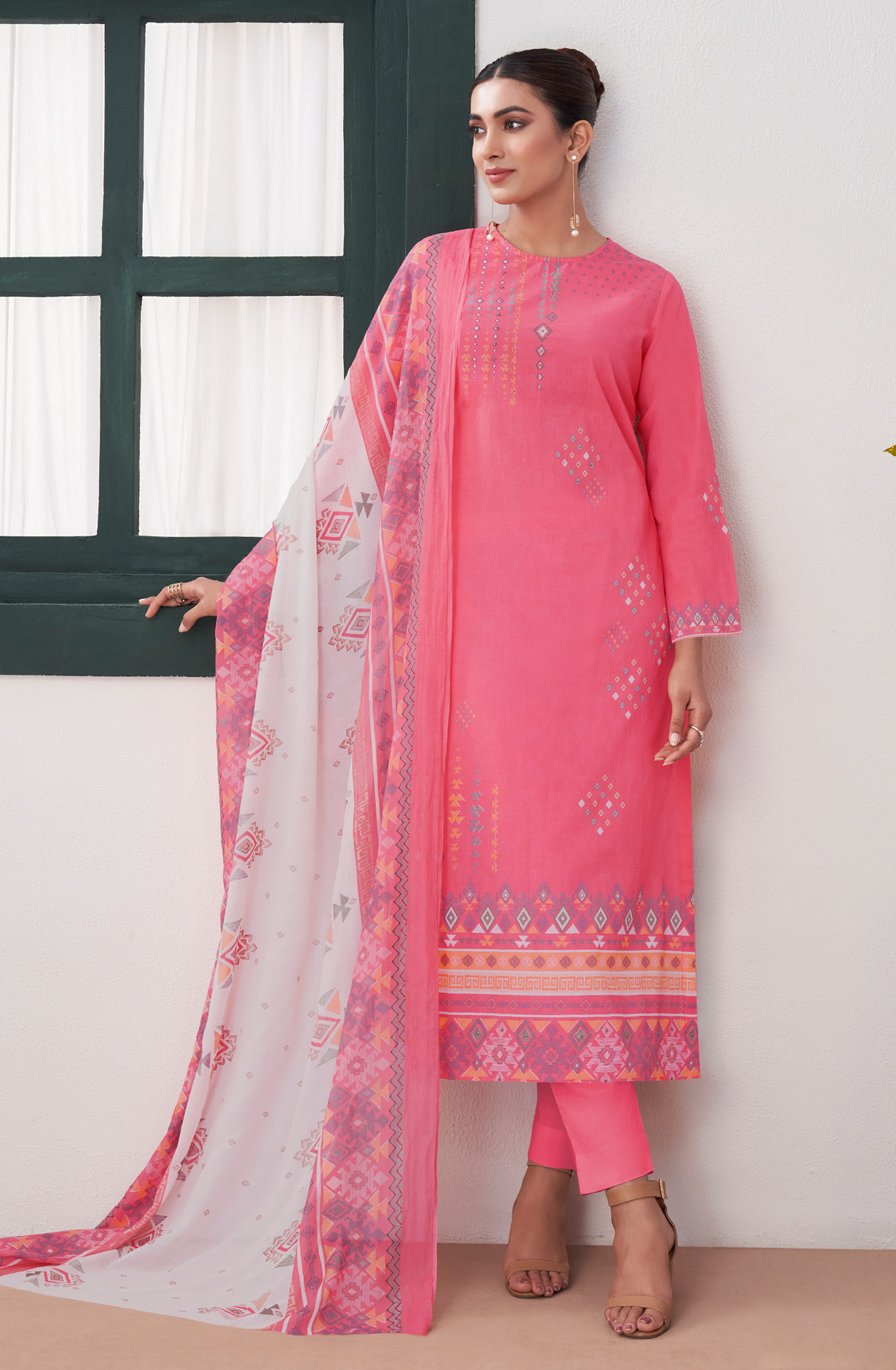 Pink Cotton Digital Printed Unstitched Salwar Suit-sets - SEH642