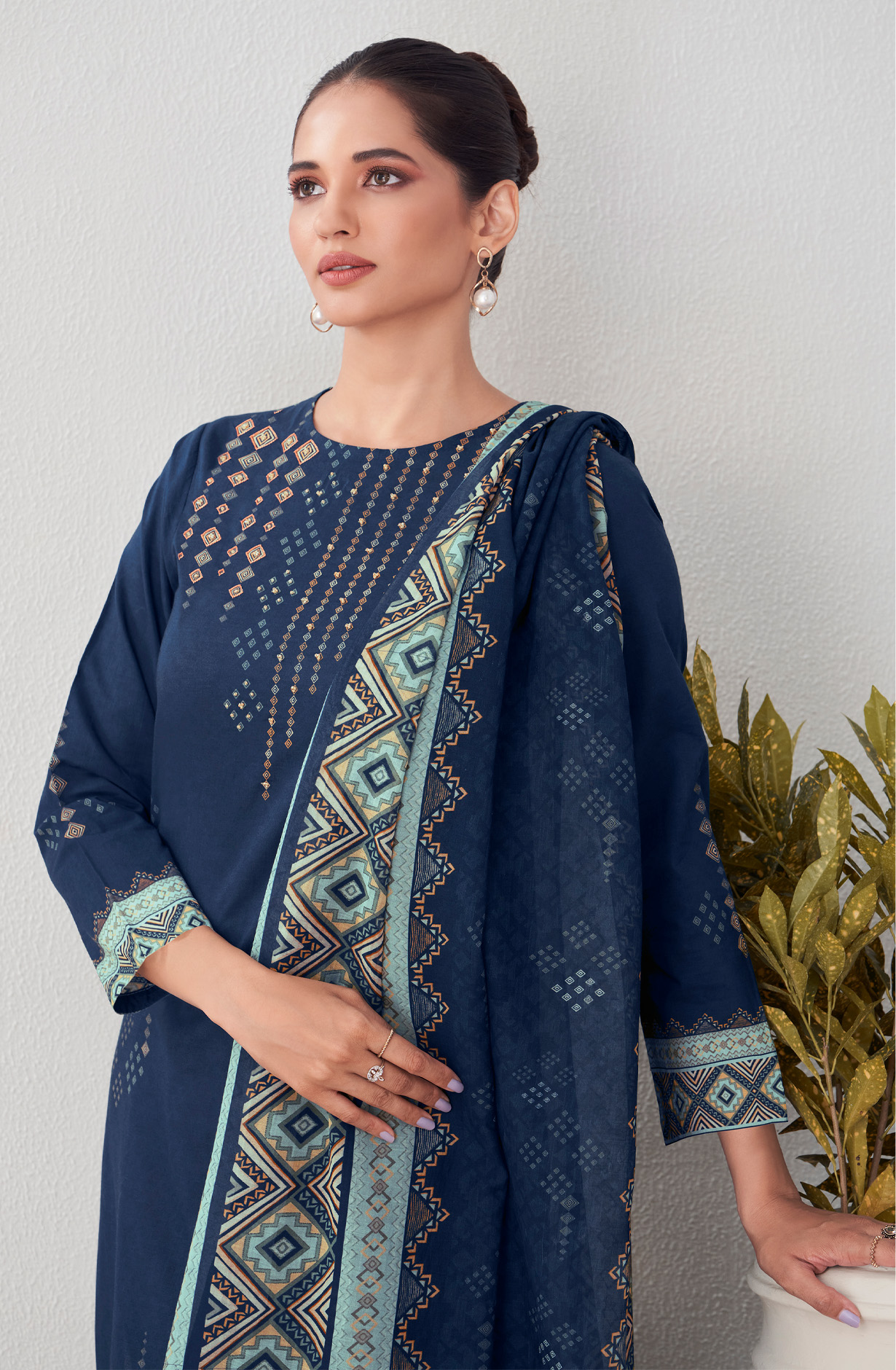 Blue Cotton Digital Printed Unstitched Salwar Suit-sets - SEH672