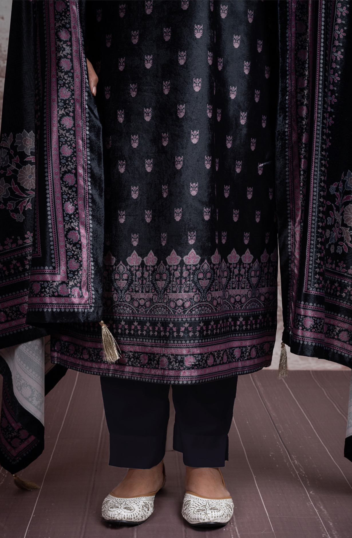 Black Velvet Suit-Set with Digital Print and Handwork -  SHE1301B