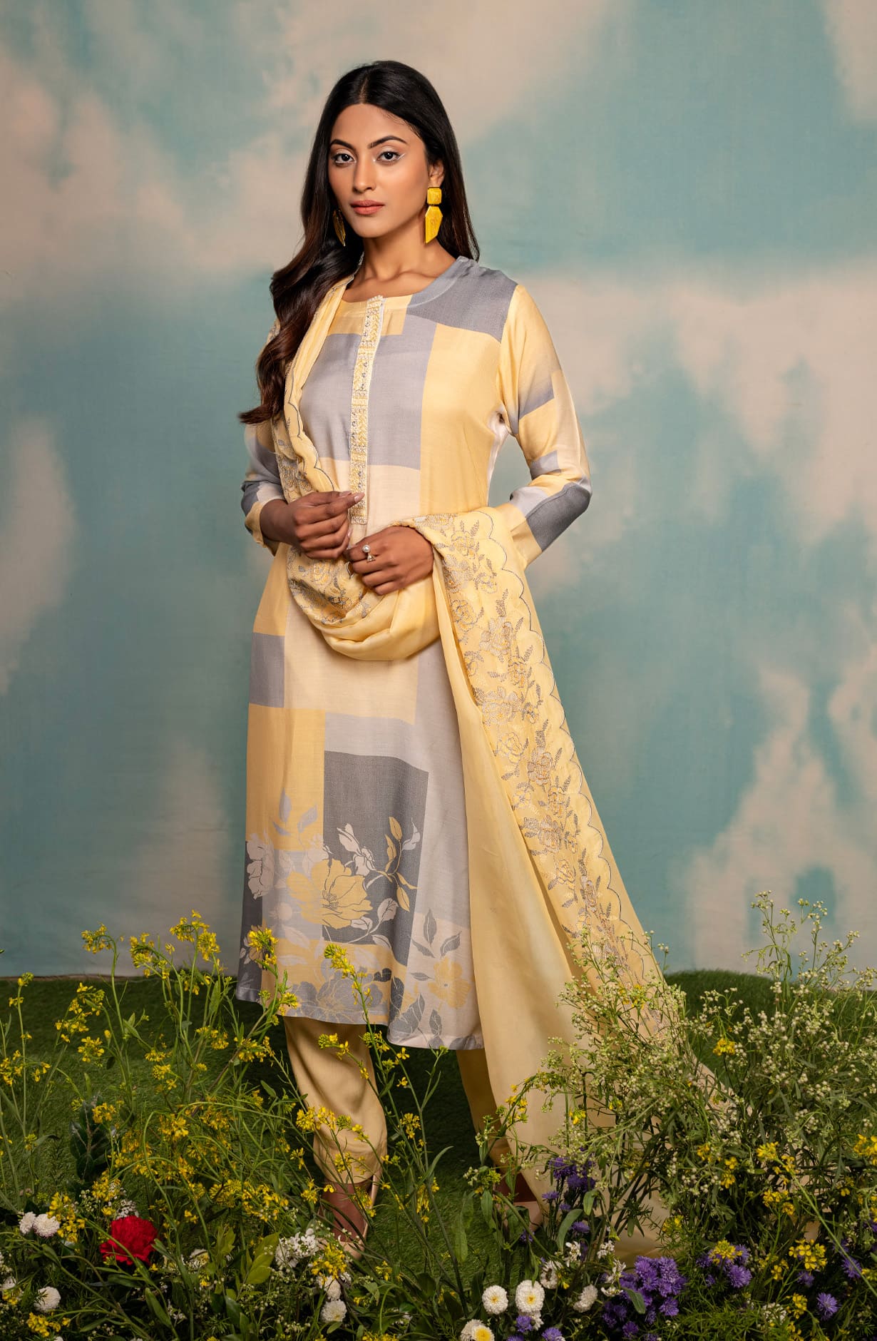 Multi-coloured Muslin Exclusive Unstitched Digital Printed Salwar Suit- SHE1728B