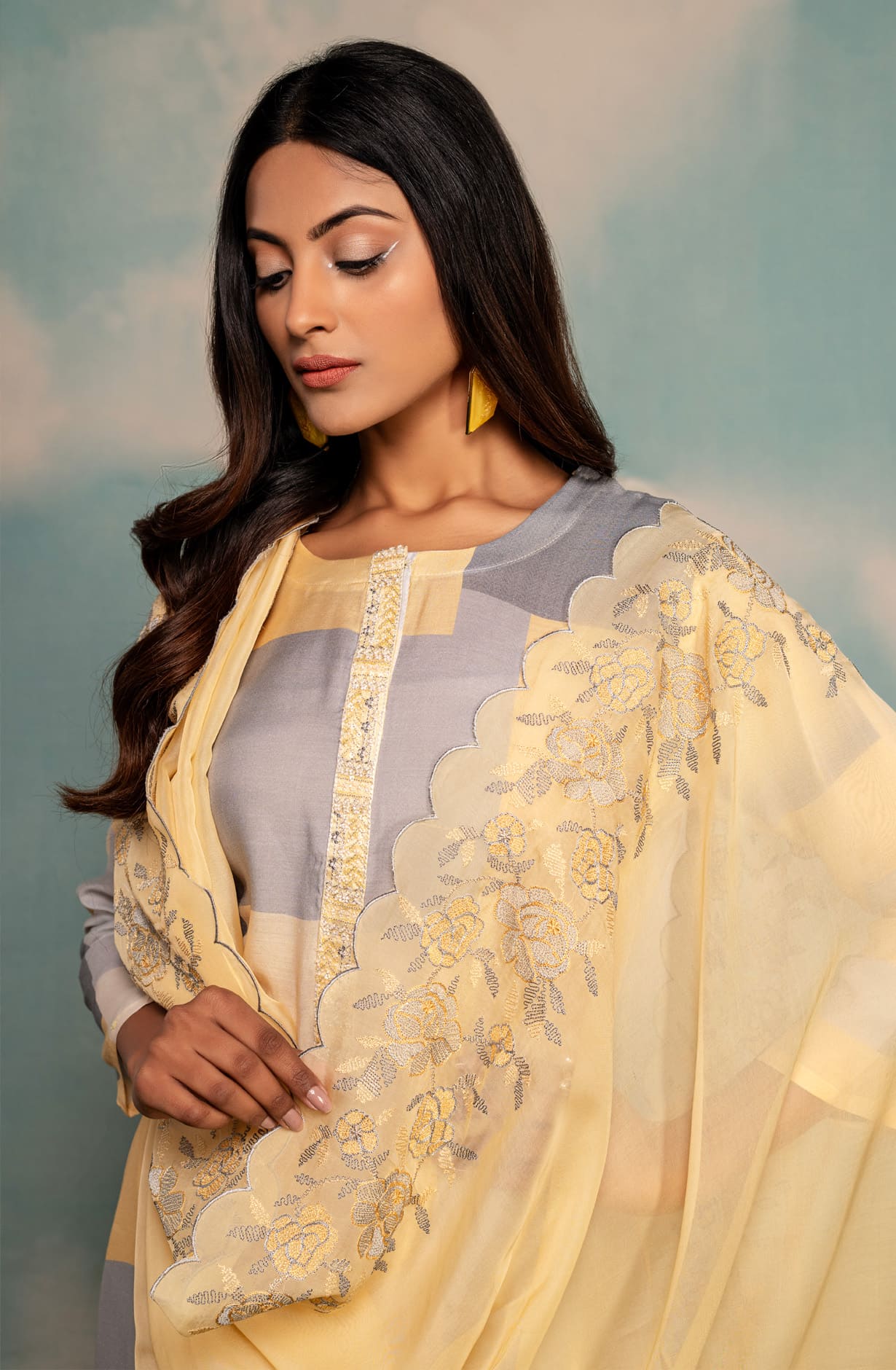 Multi-coloured Muslin Exclusive Unstitched Digital Printed Salwar Suit- SHE1728B