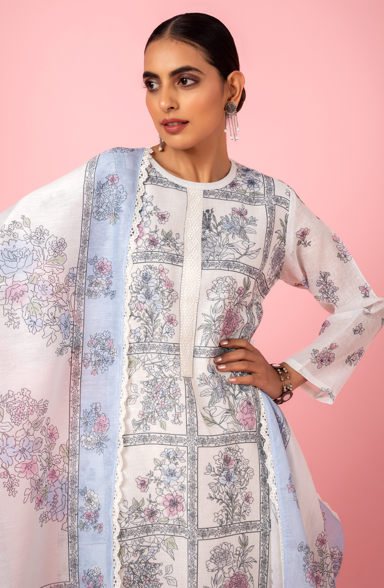 Off-white Linen Digital Printed Unstitched Salwar Suit - SPR2178