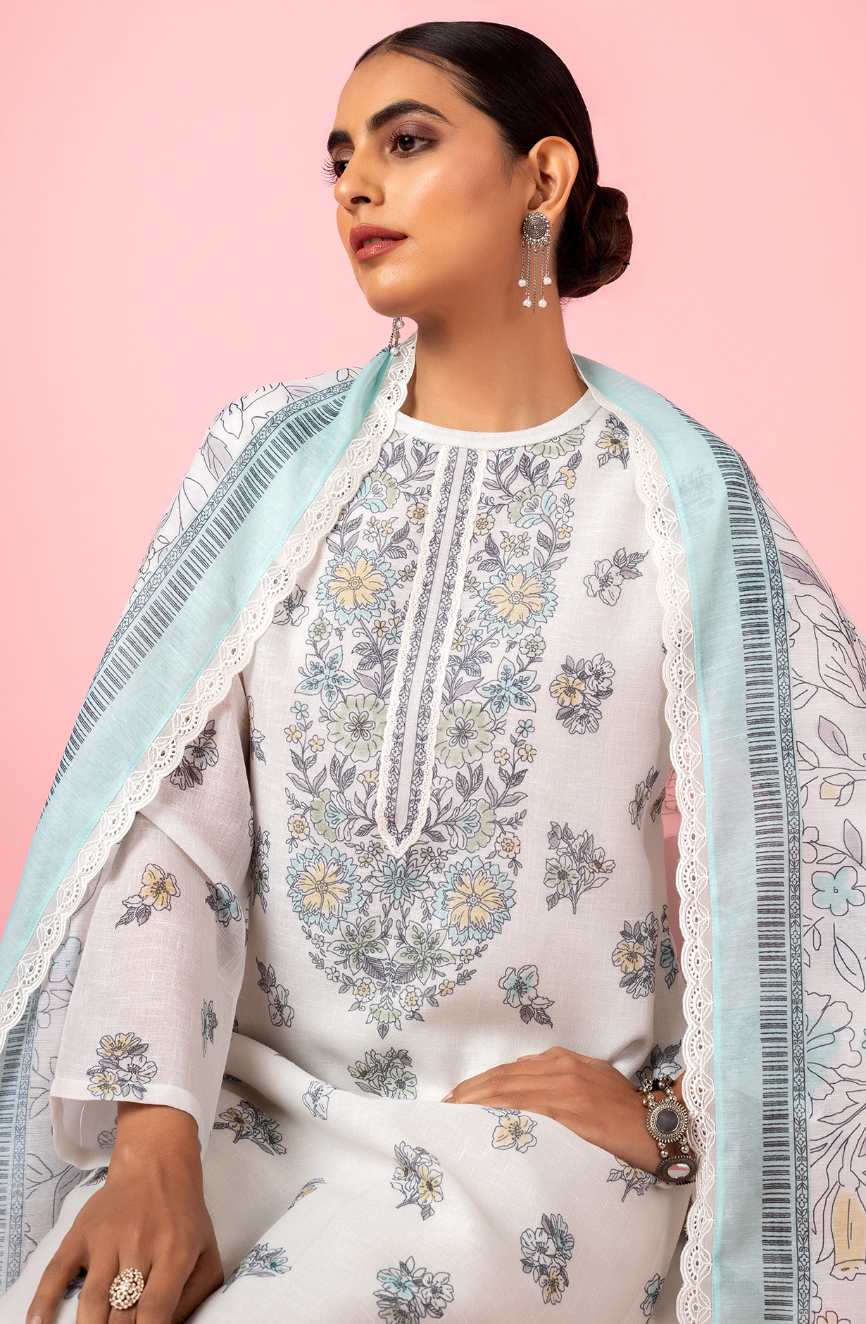 Off-white Linen Digital Printed Unstitched Salwar Suit-set - SPR2179