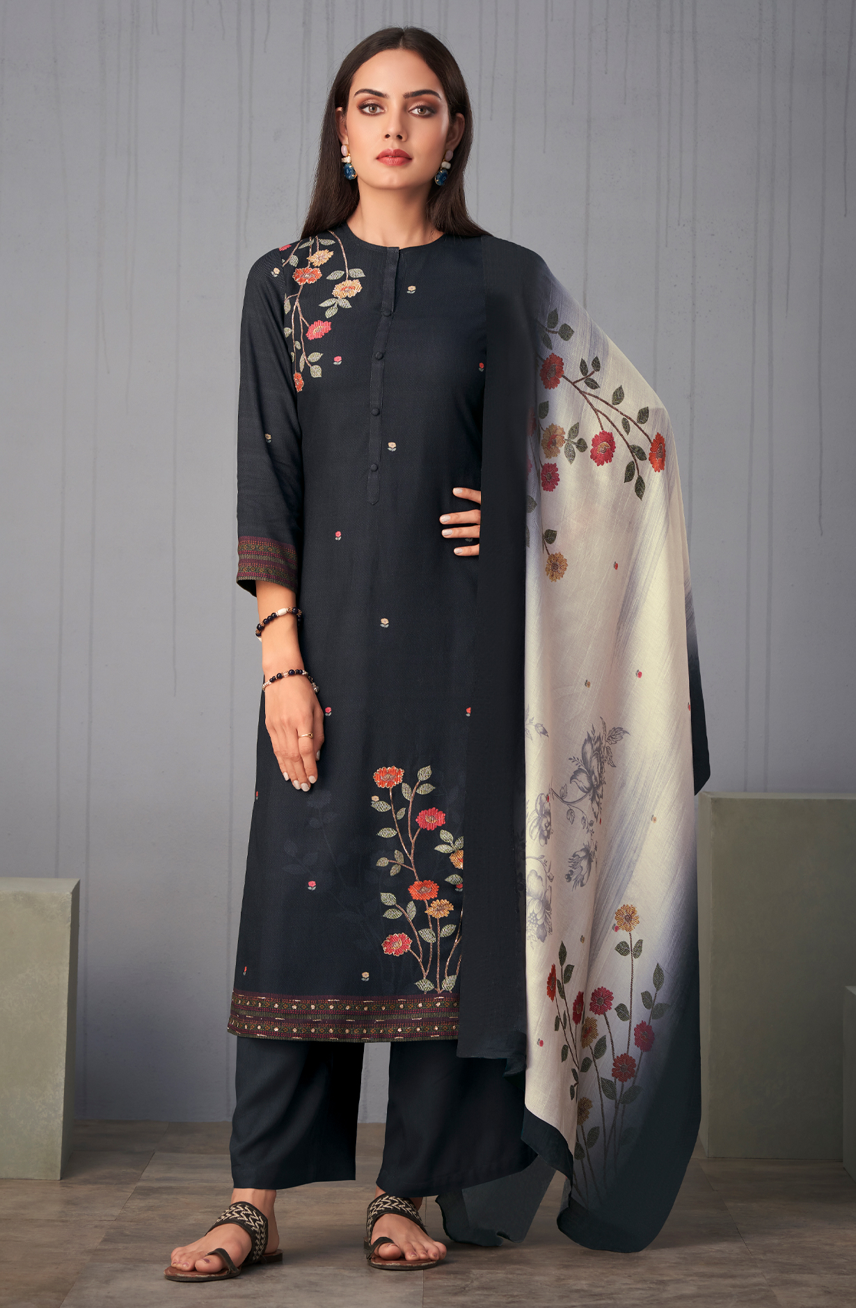 Black Pashmina Digital Printed Winter Wear Salwar Kameez - SUN1742