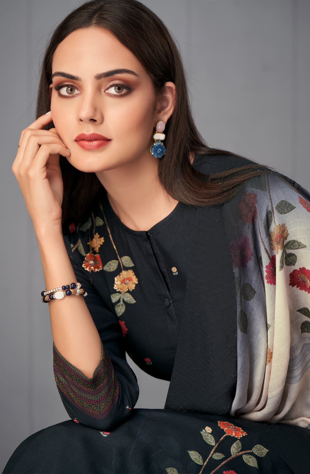 Black Pashmina Digital Printed Winter Wear Salwar Kameez - SUN1742