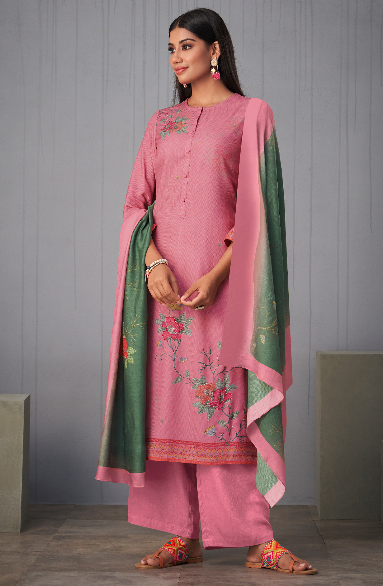 Pink Pashmina Digital Printed Winter Wear Salwar Kameez - SUN1792
