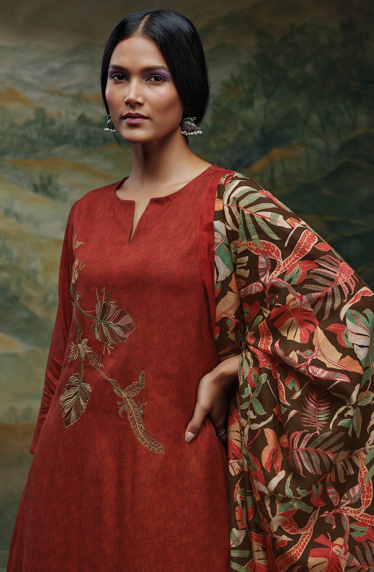 Red Spun Winterwear Unstitched Salwar Suit-set with Chinon Dupatta - SYMC1259