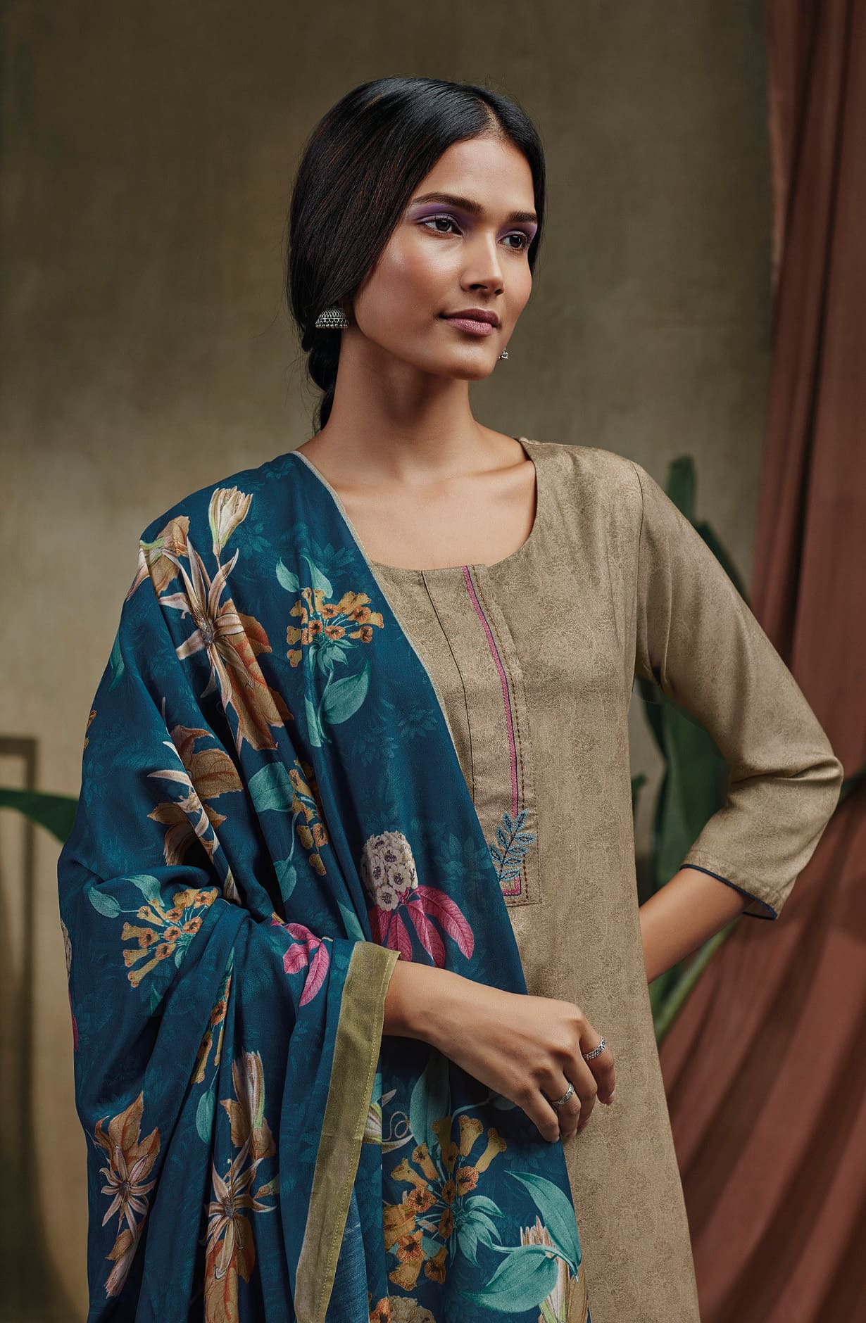 Beige Spun Winterwear Unstitched Salwar Suit-set with Chinon Dupatta - SYMC1262