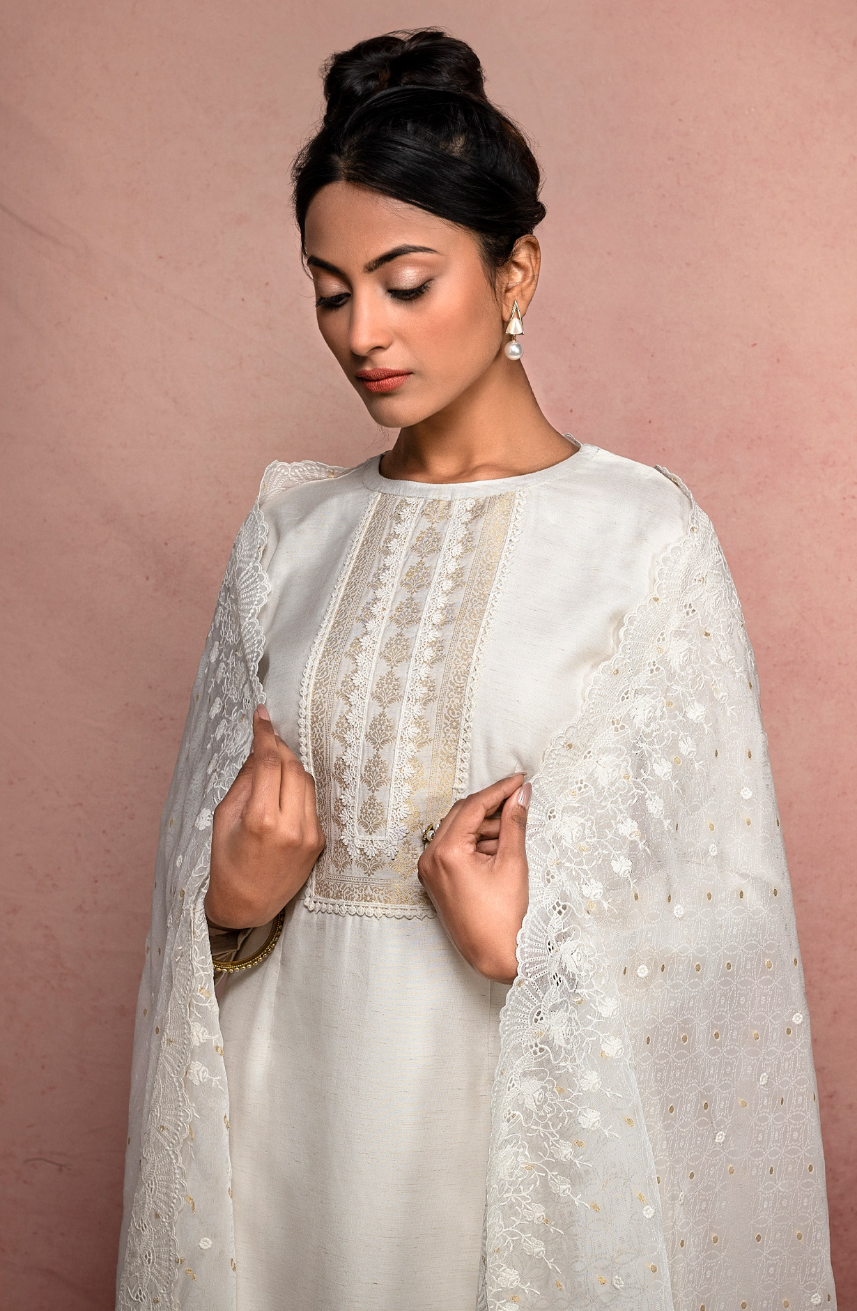 Beautiful Cream Linen Exclusive Embroidery Salwar Suit with Organza Dupatta - TAR1752