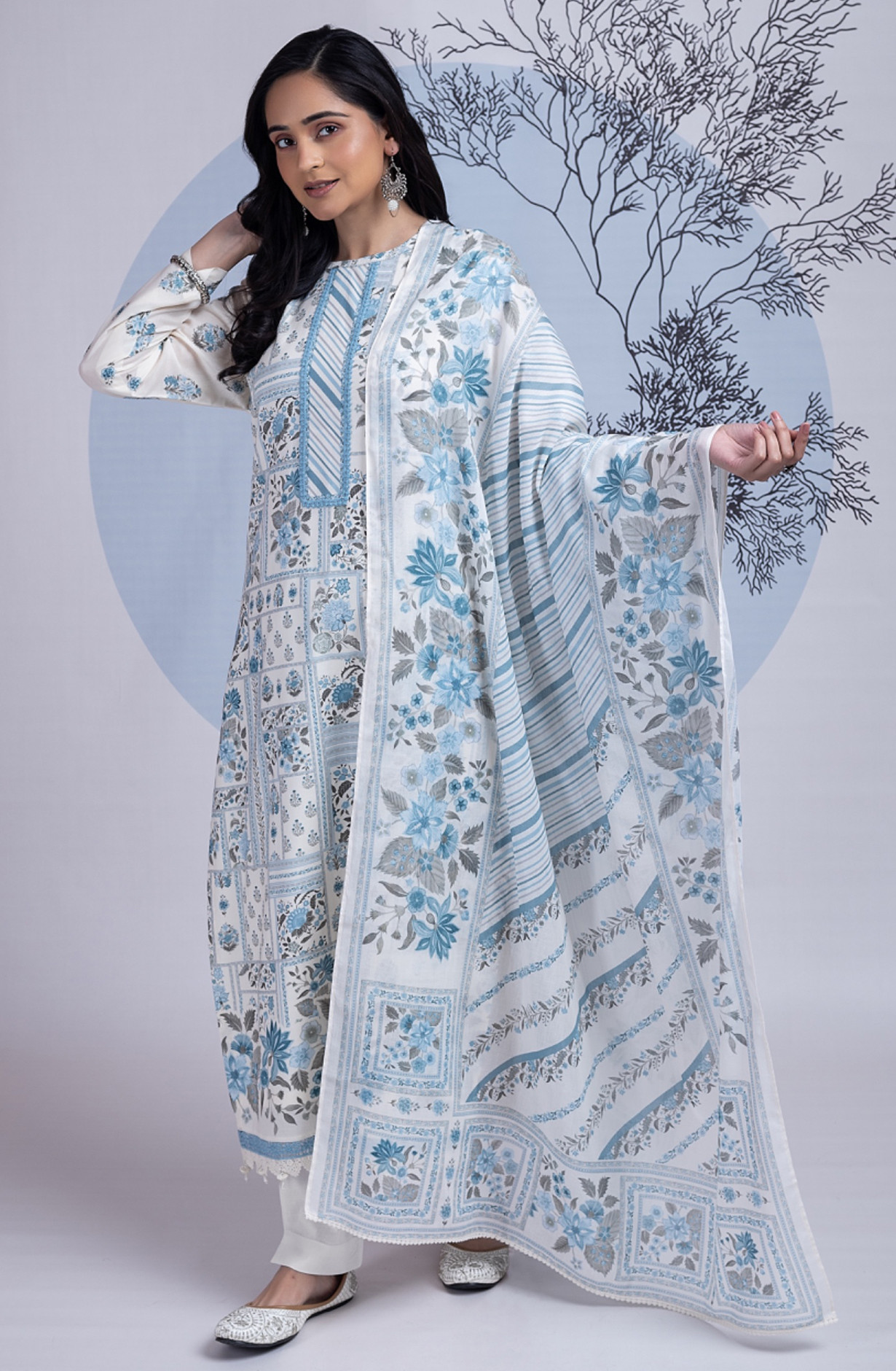 Off White Cotton Lawn Salwaar Suit - TEE2404