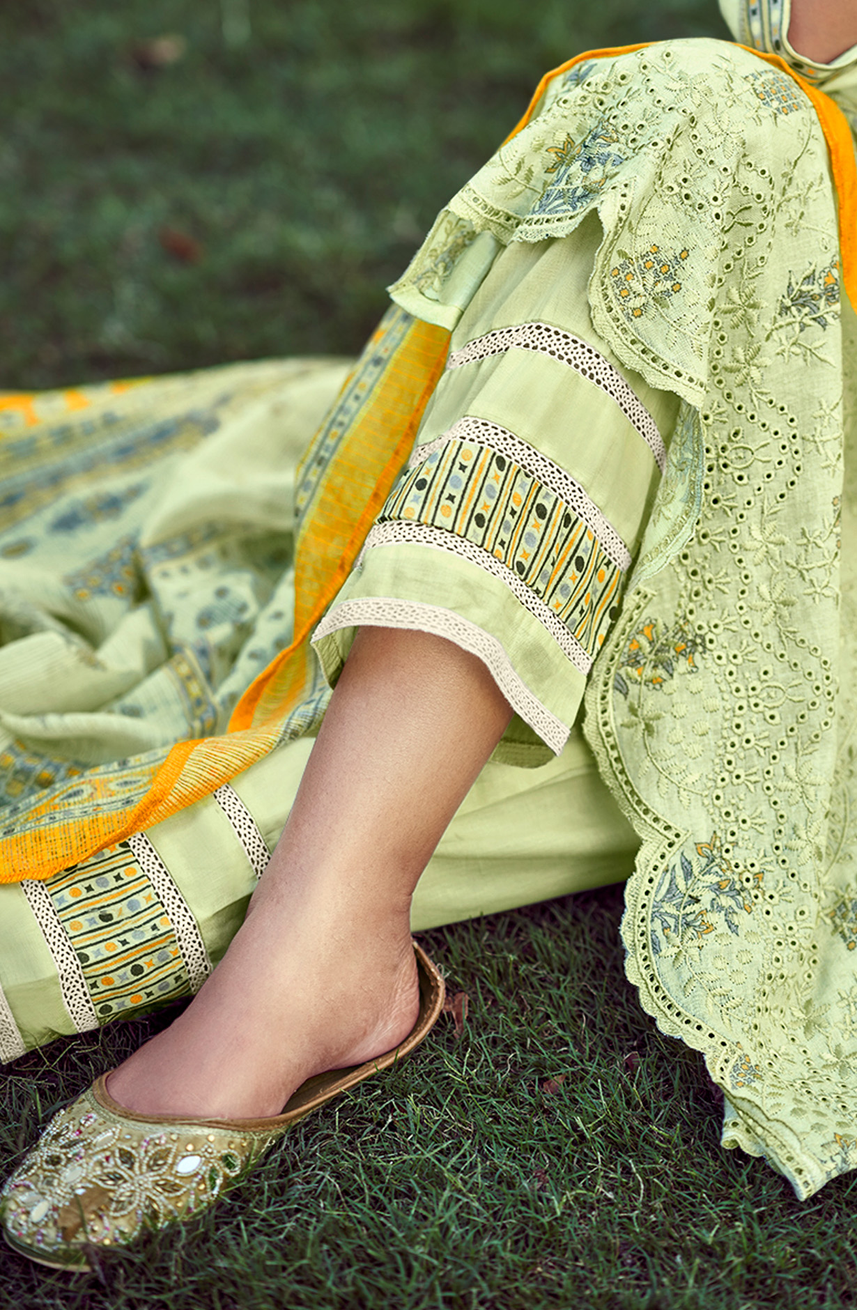 Pista Green Linen Beautiful Digital Print with Embroidery Salwar Suit - THE8086