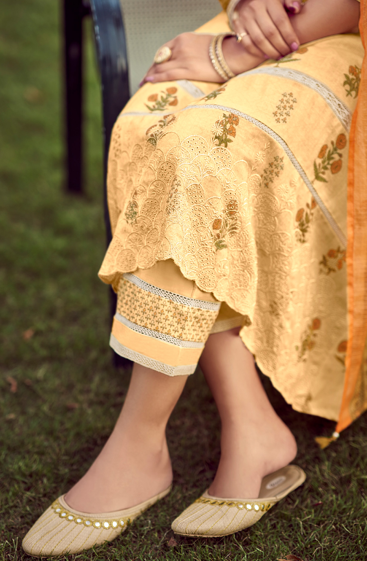 Yellow Linen Beautiful Digital Print with Embroidery Salwar Suit - THE8084