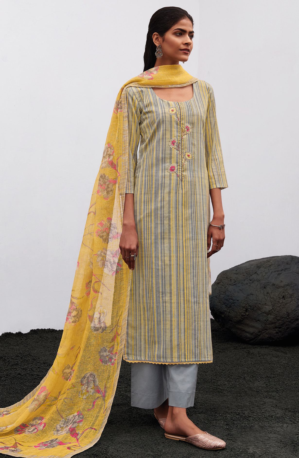 Multi-coloured Cotton Digital Printed Salwar Suit- THEC1077