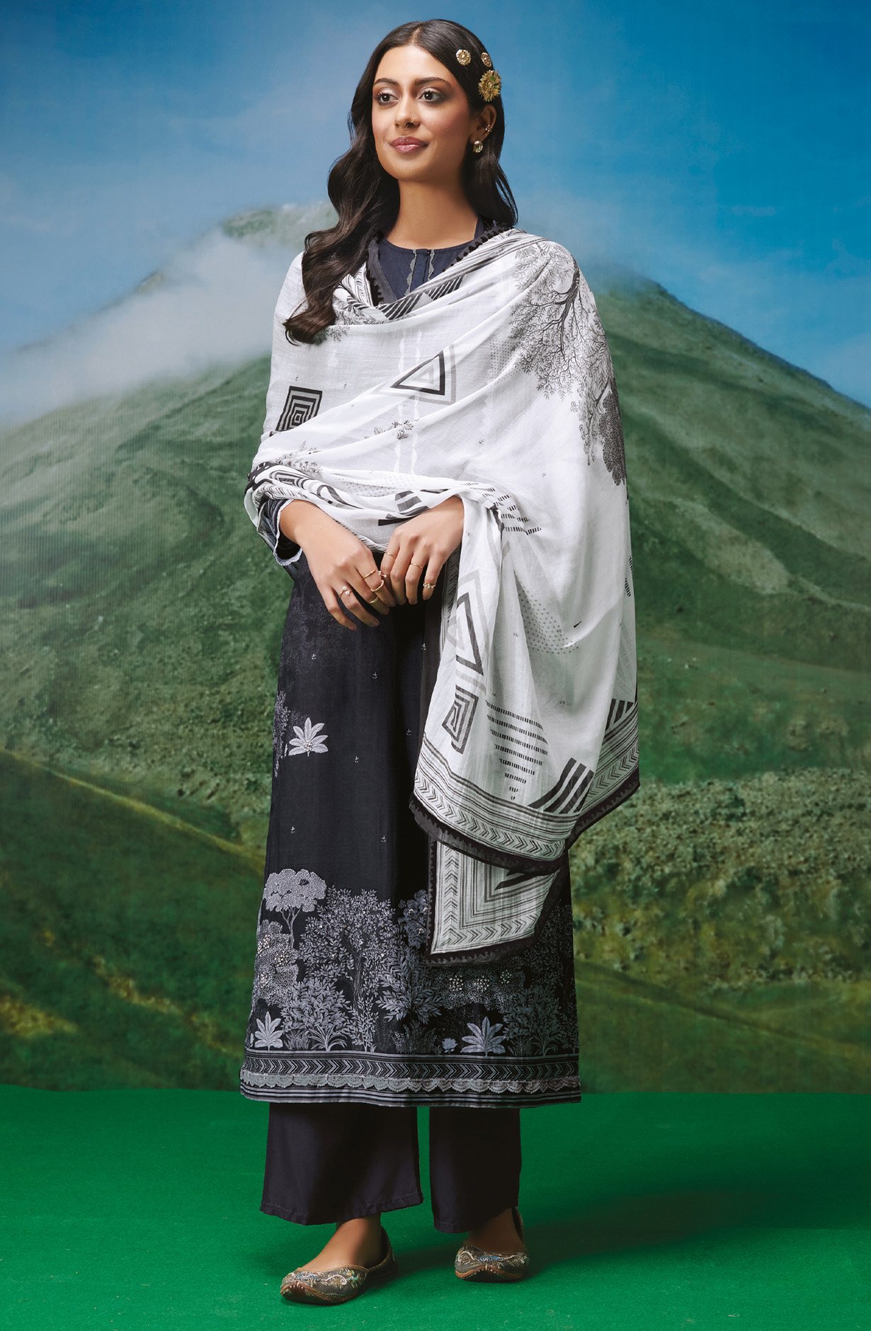 Black Cotton Lawn Unstitched Salwar Kameez with Dupatta - TRE134